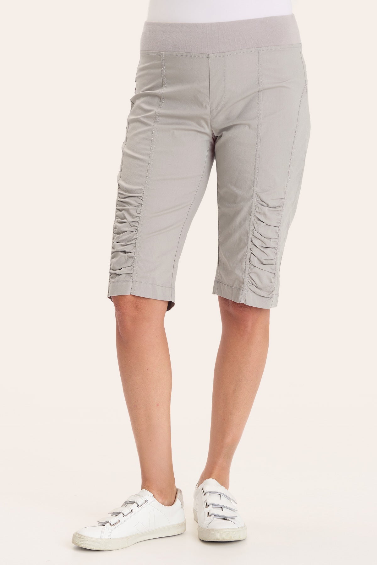 Tatem Bermuda Frost - Stylish and Comfortable Men's Shorts for Summer, Beach, and Casual Wear