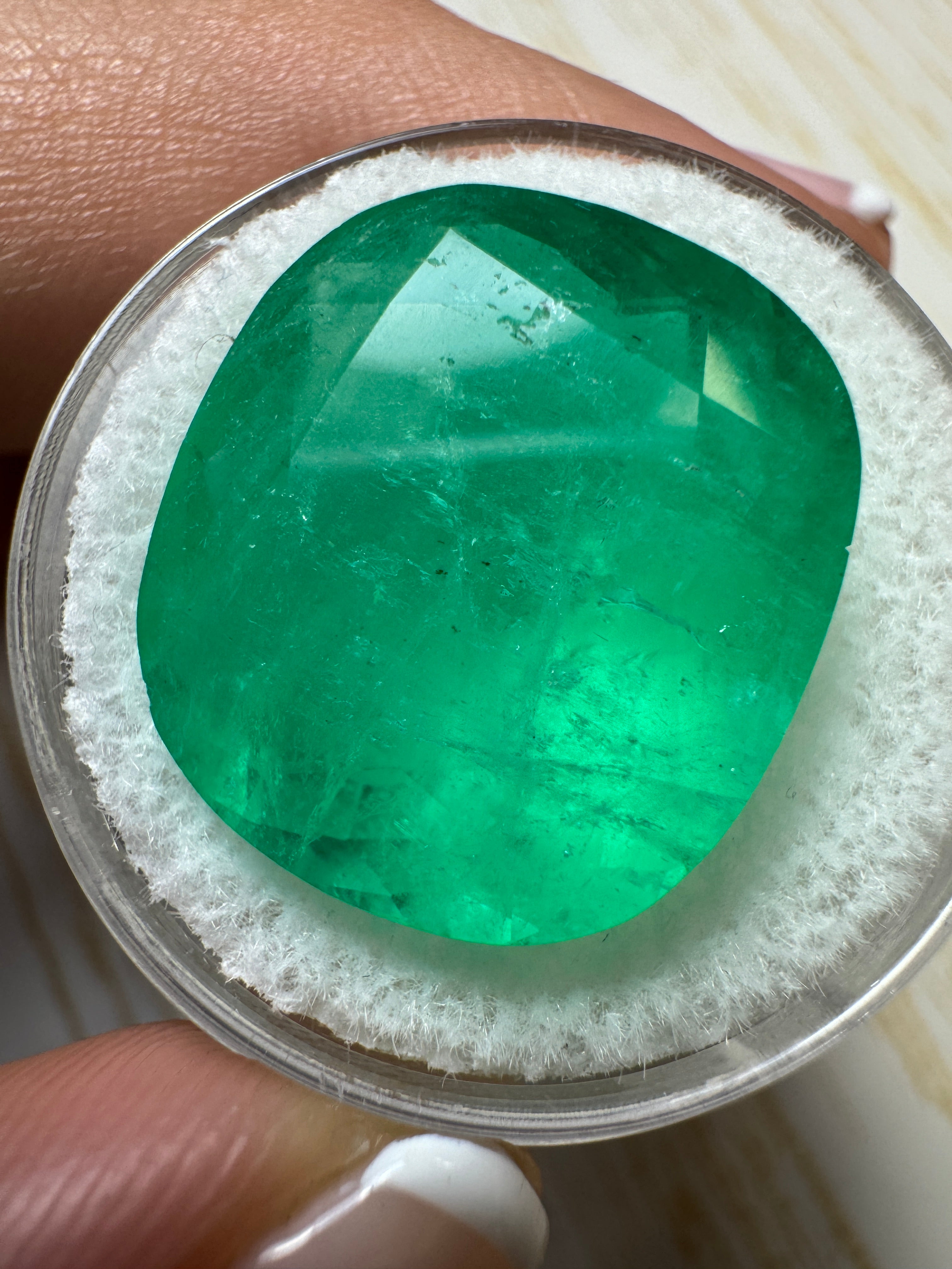 19.63 Carat Natural Colombian Emerald - Chunky Green Loose Gemstone for Jewelry Making, Cushion Cut 18.6x17mm (Perfect for Rings, Necklaces & Custom Designs)