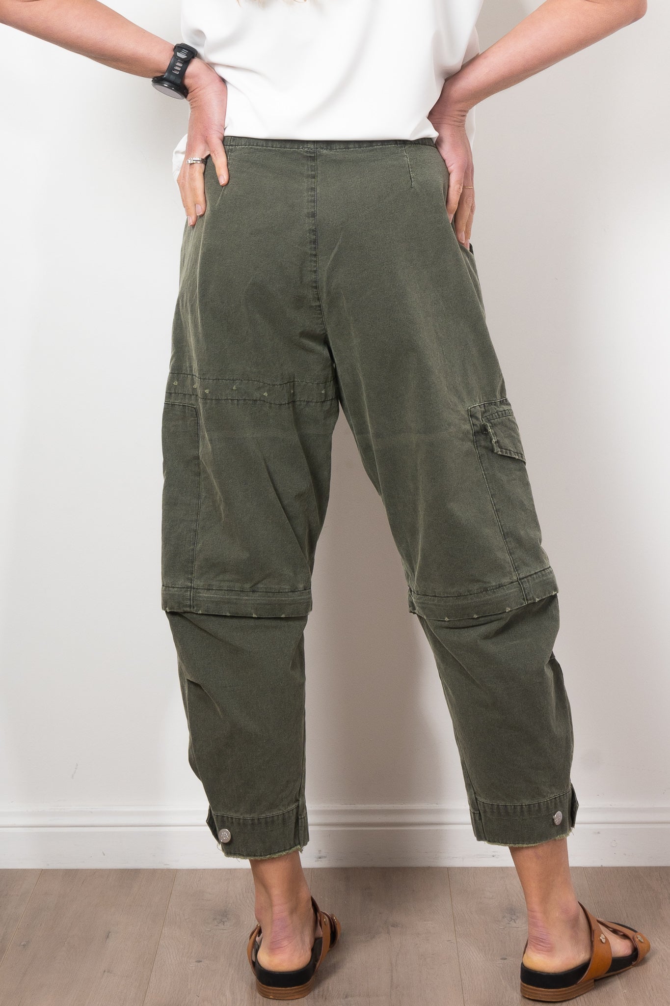 M.A. Dainty Trucker Jean - Women's High Waisted Distressed Denim Jeans for Casual Wear & Street Style Outfits