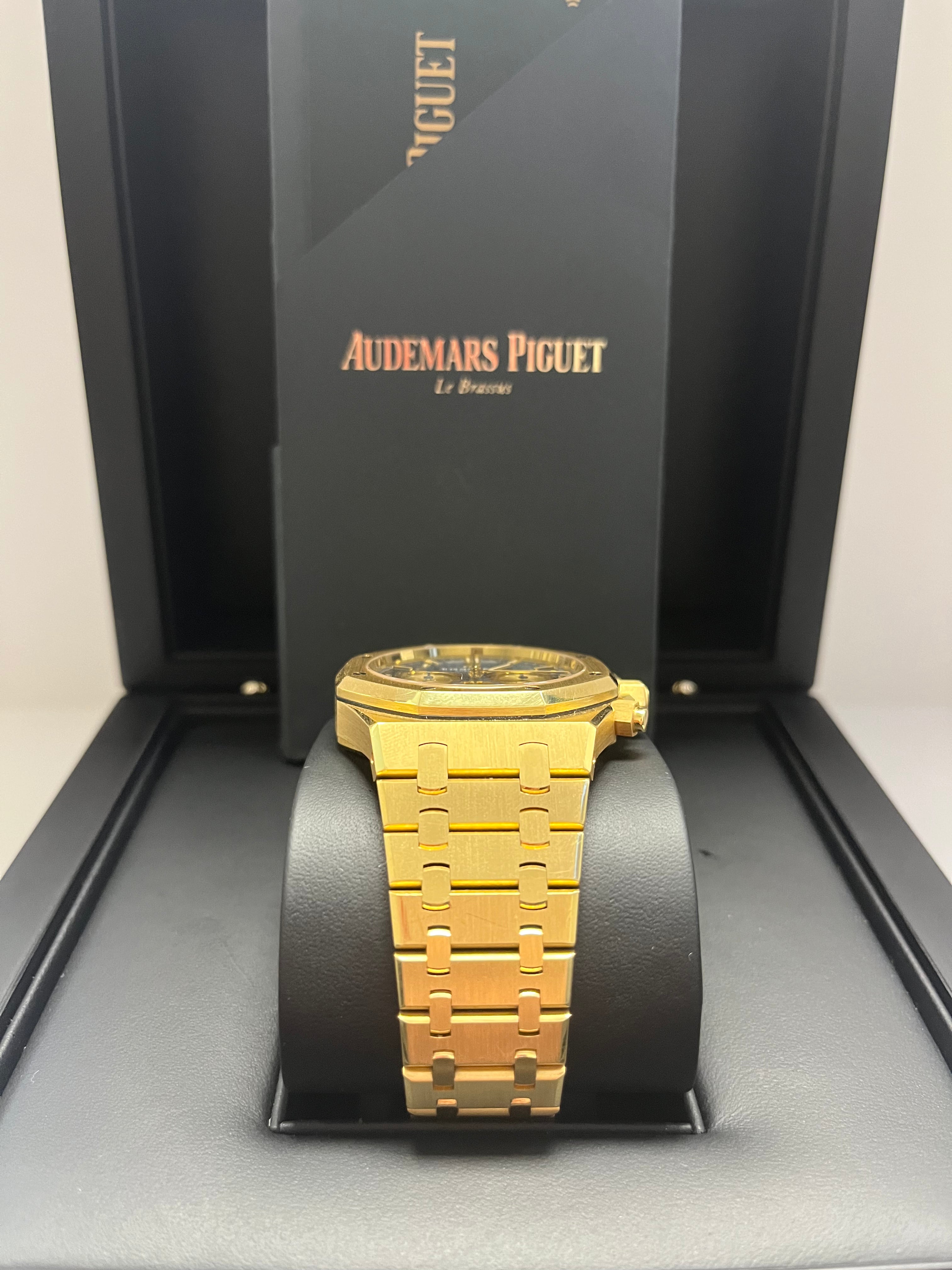 Audemars Piguet Royal Oak 41mm Selfwinding Chronograph Watch - 18k Yellow Gold Case, Blue Dial with Yellow Sub Dials (Ref 26331BA.OO.1220BA.01) | Luxury Men's Timepiece for Business, Gala & Special Occasions