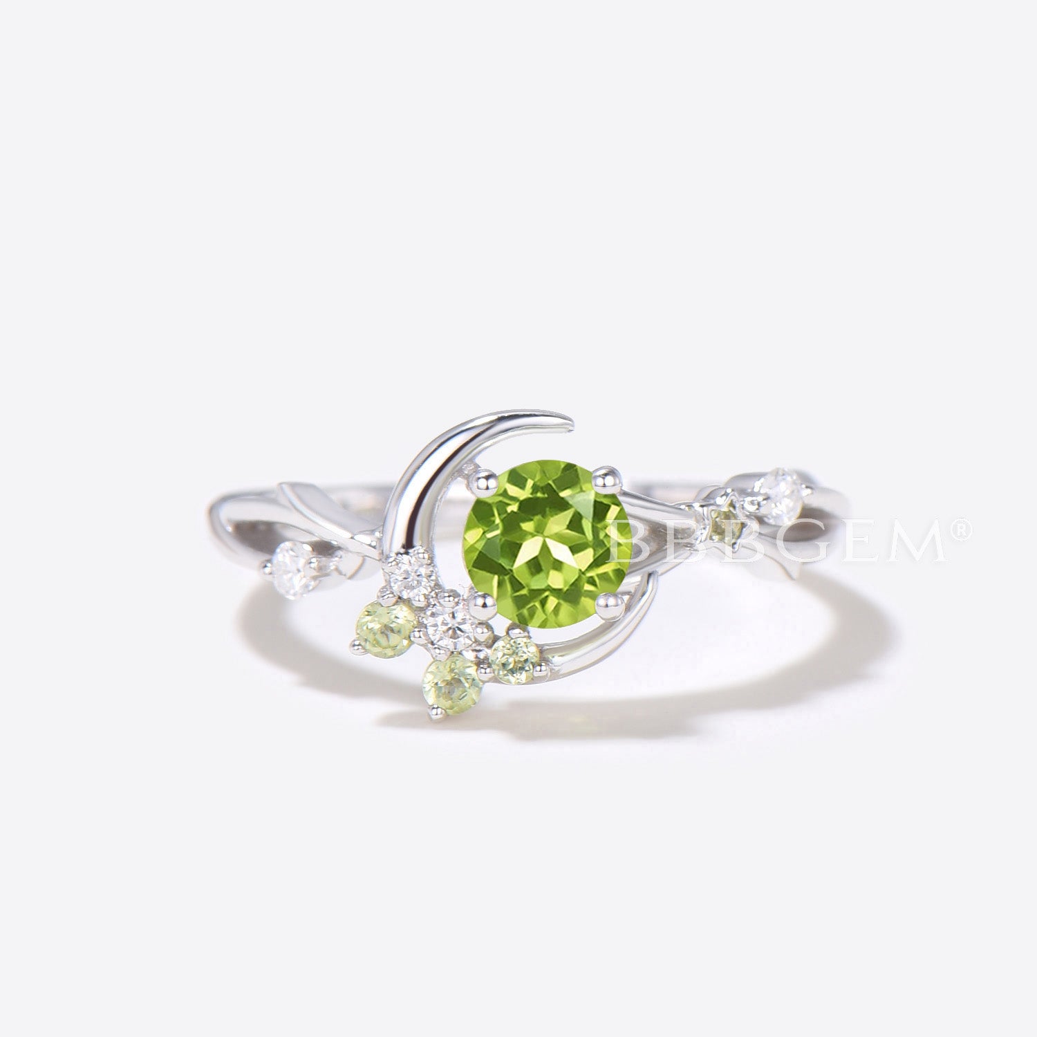 Moon Star Design Round Cut Peridot & Diamond Cluster Ring | Elegant Green Gemstone Jewelry for Women | Perfect for Engagement, Anniversary & Special Occasions