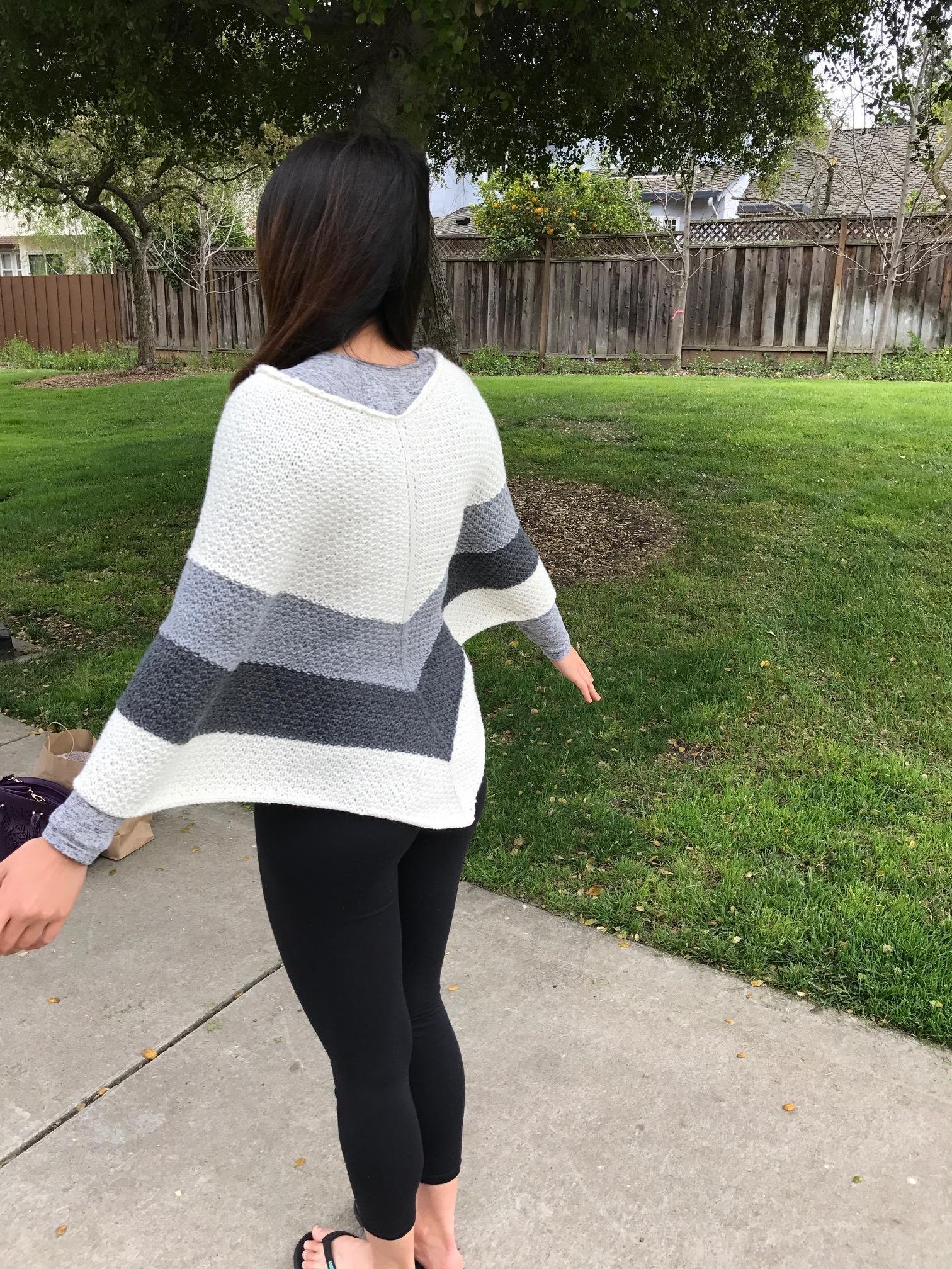 Cozy Women's Knit Poncho - Soft & Stylish Fall Winter Wrap - Perfect for Layering, Outdoor Activities & Casual Wear