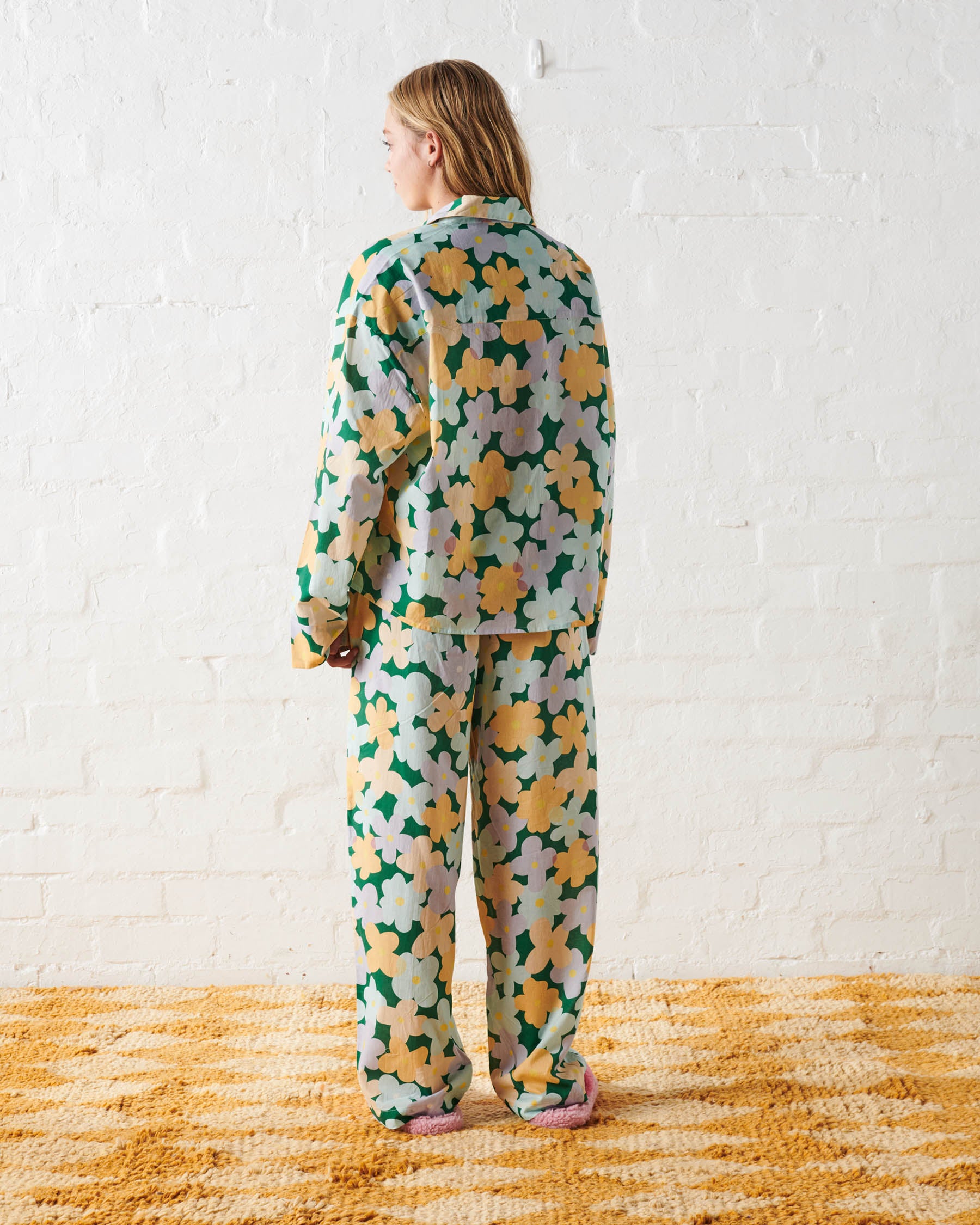 Organic Cotton Long Sleeve Pajama Set for Teens - Bush Daisy Print Sleepwear, Comfy Loungewear for Girls, Cozy Nightwear for Sleepovers & Relaxing at Home