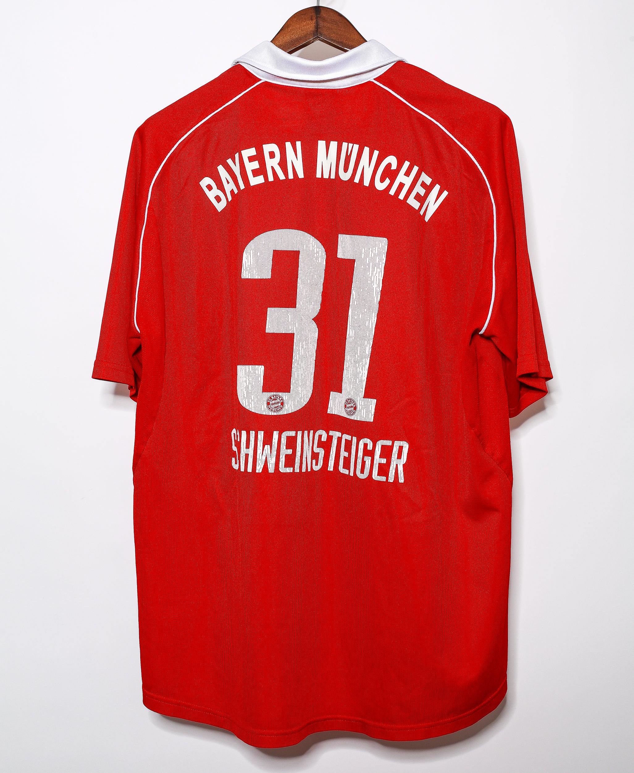 2005 Bayern Munich Home Jersey #31 Schweinsteiger - XL Size - Authentic Football Shirt for Fans & Collectors - Perfect for Matches, Gifts & Memorabilia Display