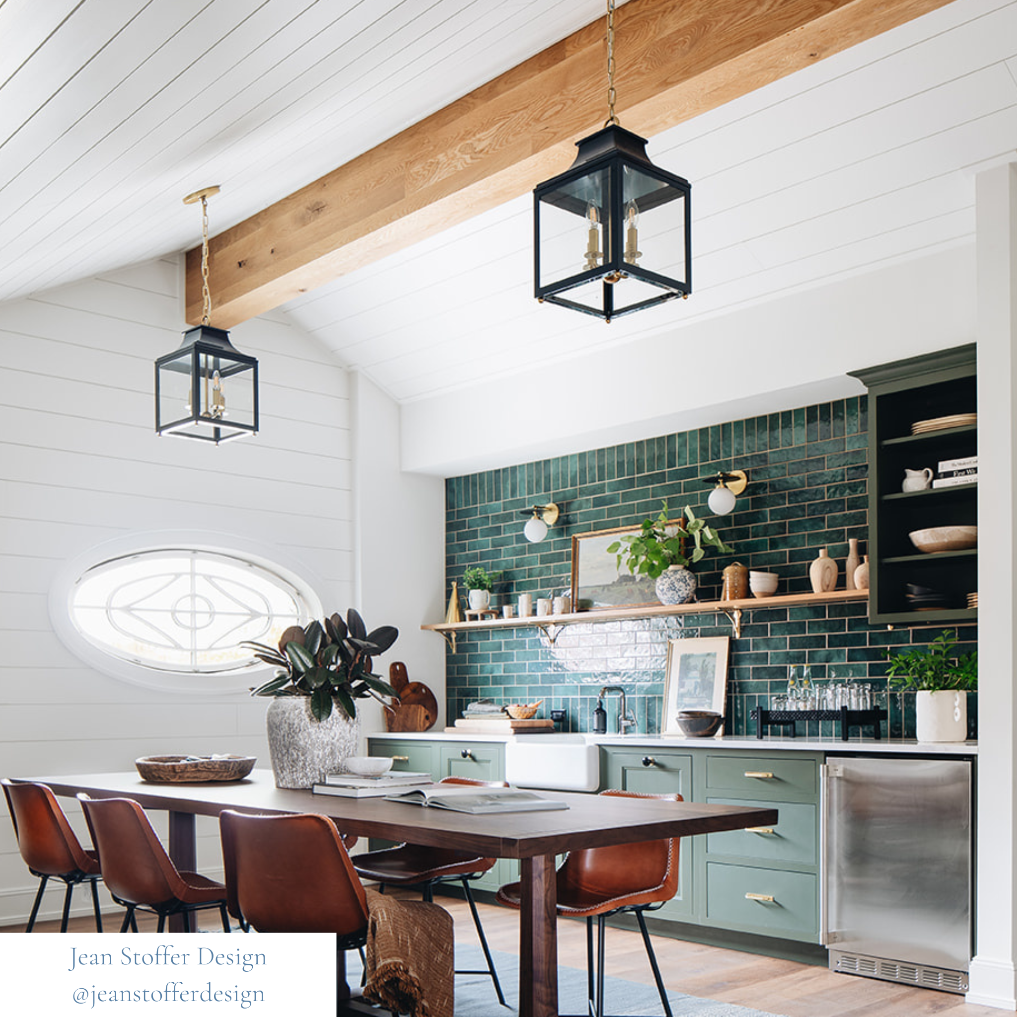 Vintage 4-Light Black Metal Lantern Pendant Light Fixture - Farmhouse & Industrial Style Ceiling Lighting for Kitchen, Dining Room, Entryway