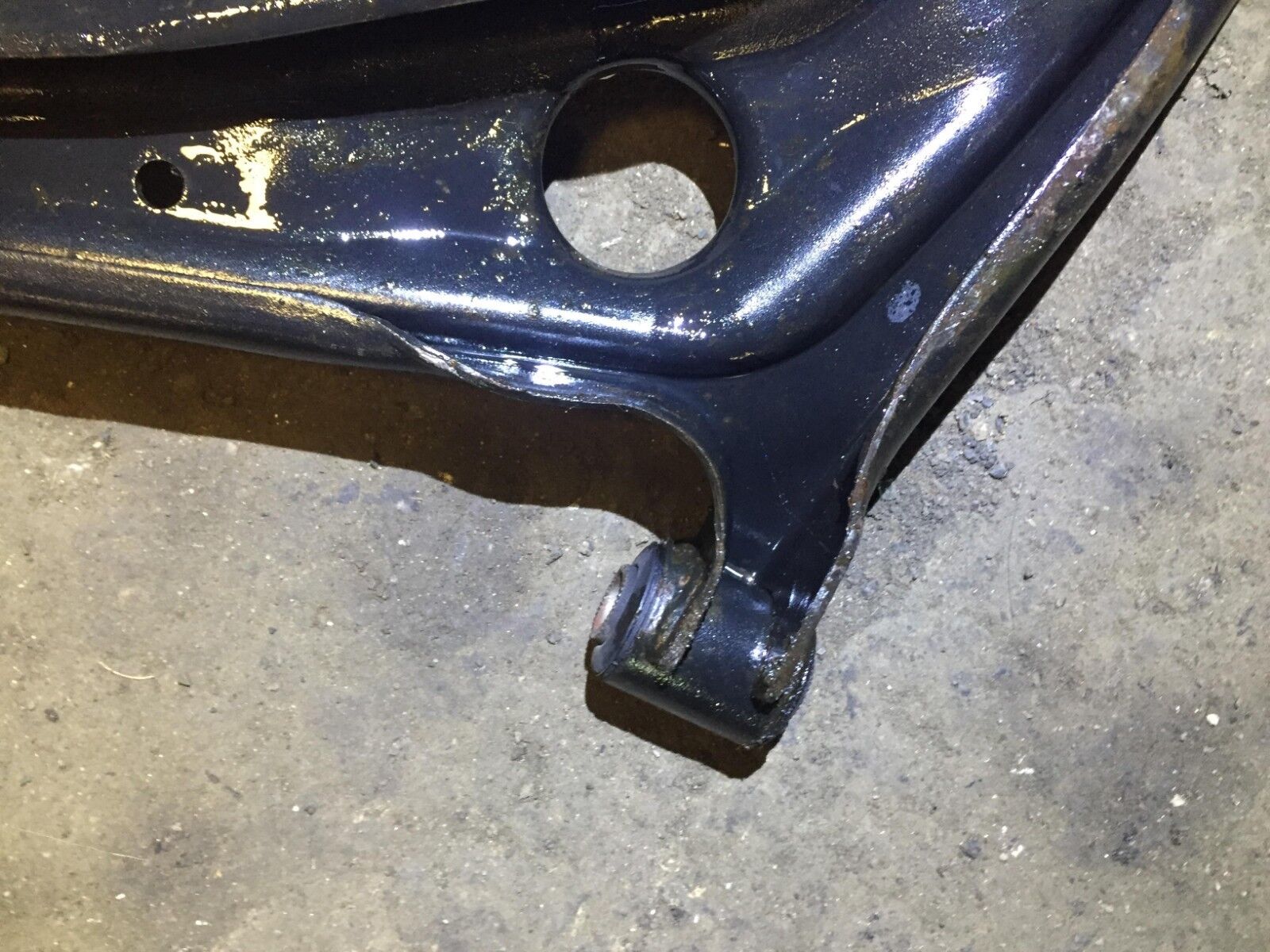 04 05 06 Scion XA Front Right Passenger Side Lower Control Arm Replacement - OEM Quality D18 - Perfect for Suspension Repair & Car Maintenance