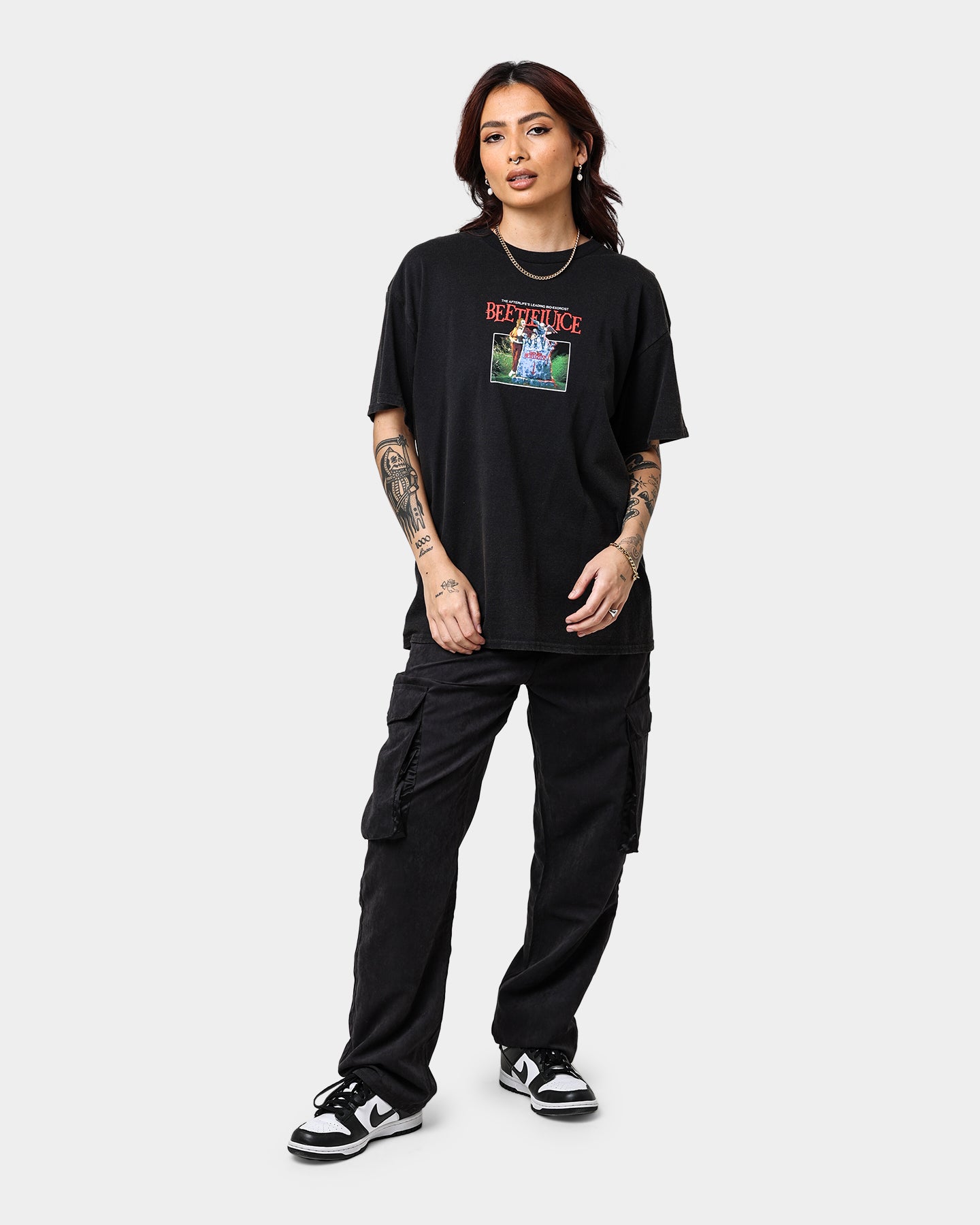 Vintage Beetlejuice Here Lies T-Shirt - Retro Black Graphic Tee for Men & Women - Perfect for Halloween, Cosplay, and 90s Nostalgia