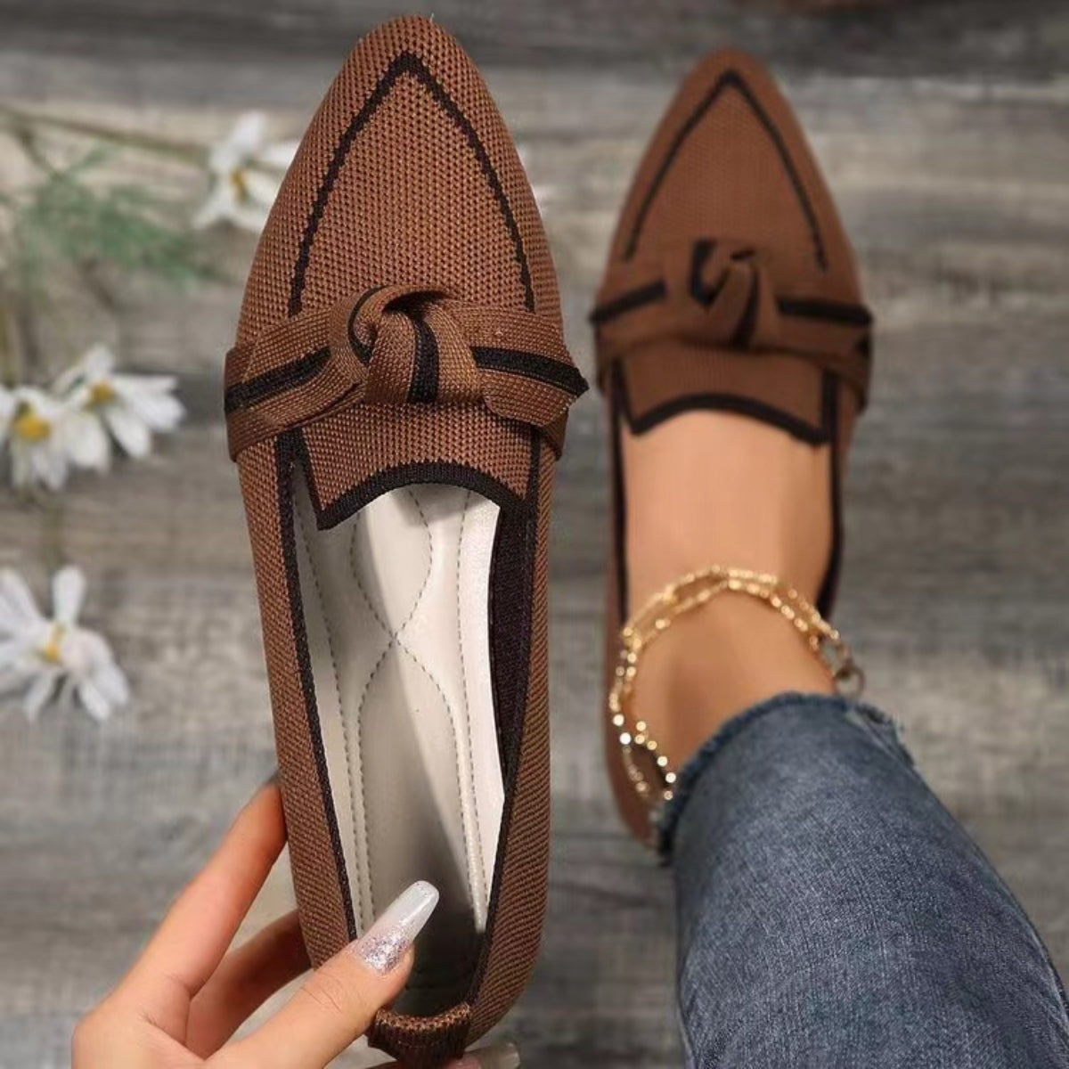 Stylish Bow Contrast Trim Pointed Toe Loafers for Women - Elegant Slip-On Shoes for Office, Party & Casual Wear