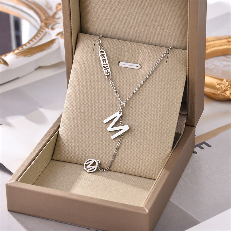 2023 Fashion Titanium Steel Necklace for Women - Hypoallergenic, Colorfast Jewelry - Trendy European & American Style Accessories - Perfect for Daily Wear, Parties and Gifts