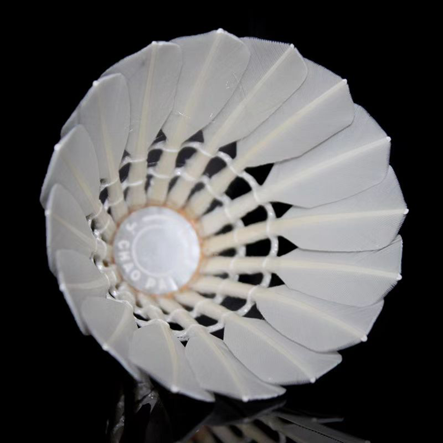 Premium Silver Badminton Shuttlecock - Professional Grade Feather Shuttle for Indoor & Outdoor Play - Ideal for Tournaments, Training, and Recreational Games