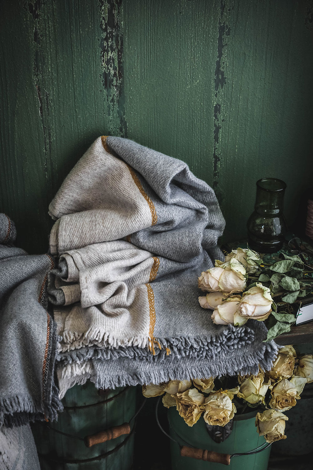 Soft Wool Blend Throw Blanket - Natural & Grey Colors - Cozy Warmth for Sofa, Bed, and Winter Nights