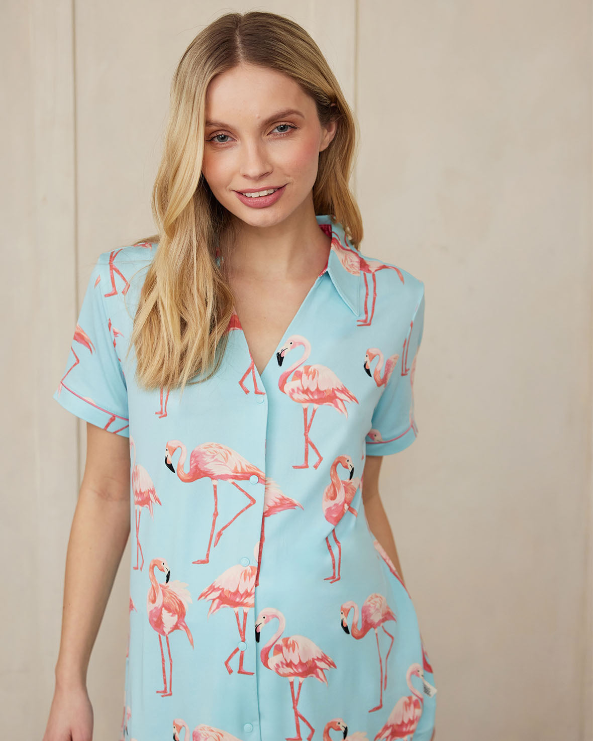 Flamingo Print Maternity Pajama Set - Soft & Comfortable Short Sleeve Sleepwear for Pregnant Women - Perfect for Relaxing at Home or Maternity Photoshoots