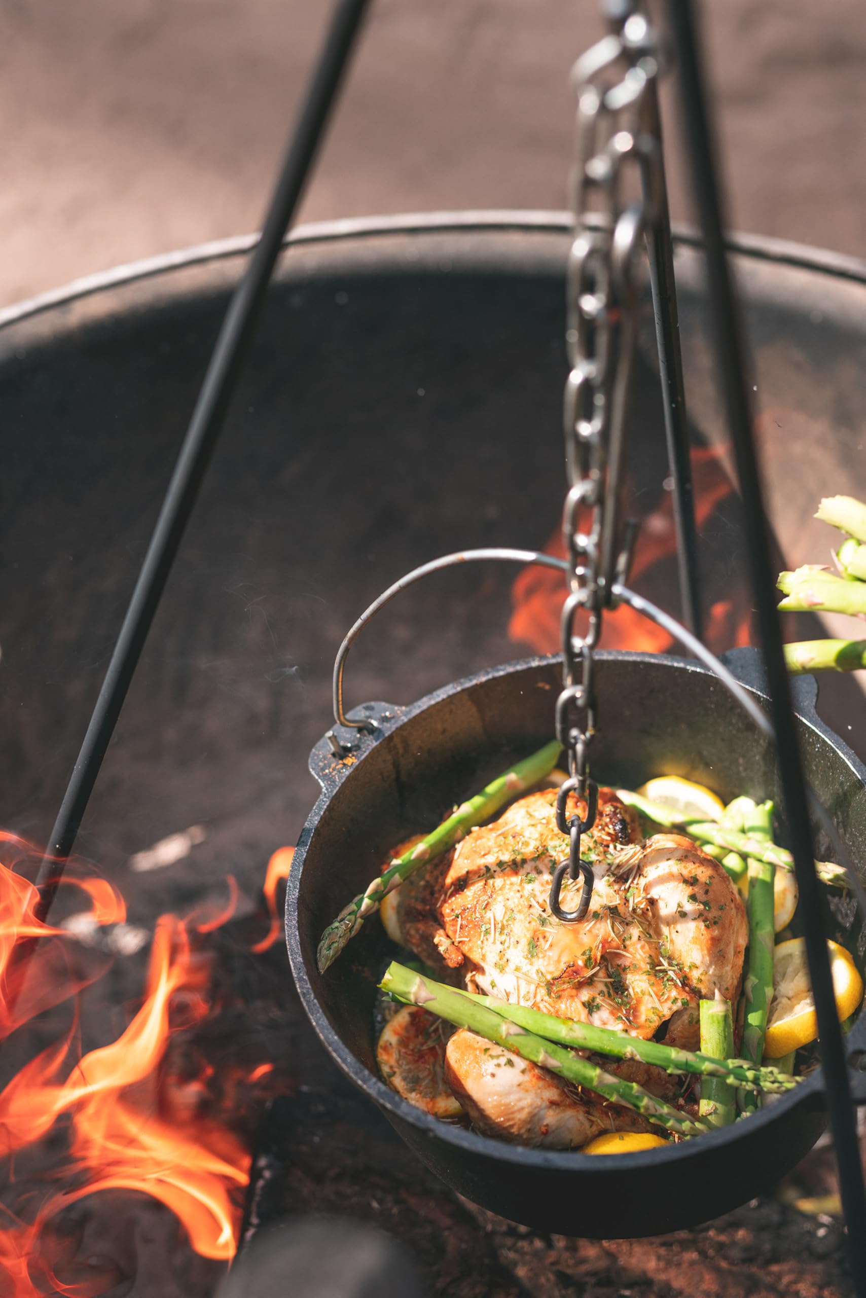 Stansport Pre-Seasoned Cast Iron Dutch Oven - 6 Quart Enameled Cast Iron Pot with Lid - Perfect for Camping, Baking Bread, Soups & Stews