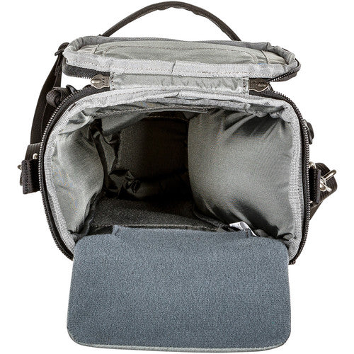 ThinkTank Digital Holster 20 V2.0 Camera Bag - Waterproof DSLR Shoulder Case for Professional Photographers - Perfect for Travel, Hiking & Outdoor Photography