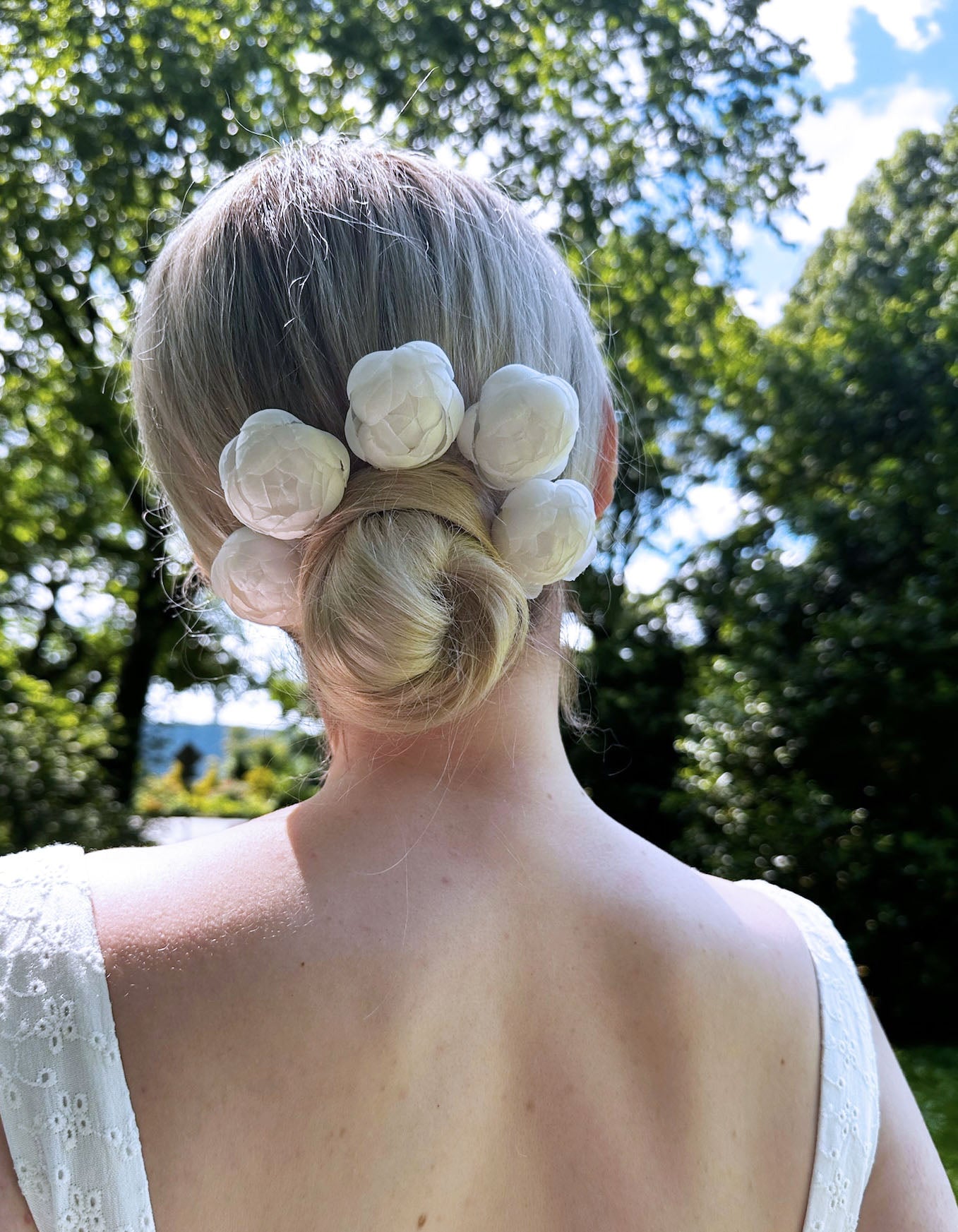 Silk Peony Bobby Pin - Elegant Hair Clips for Women, Non-Slip Hair Accessories for Wedding, Party & Everyday Use