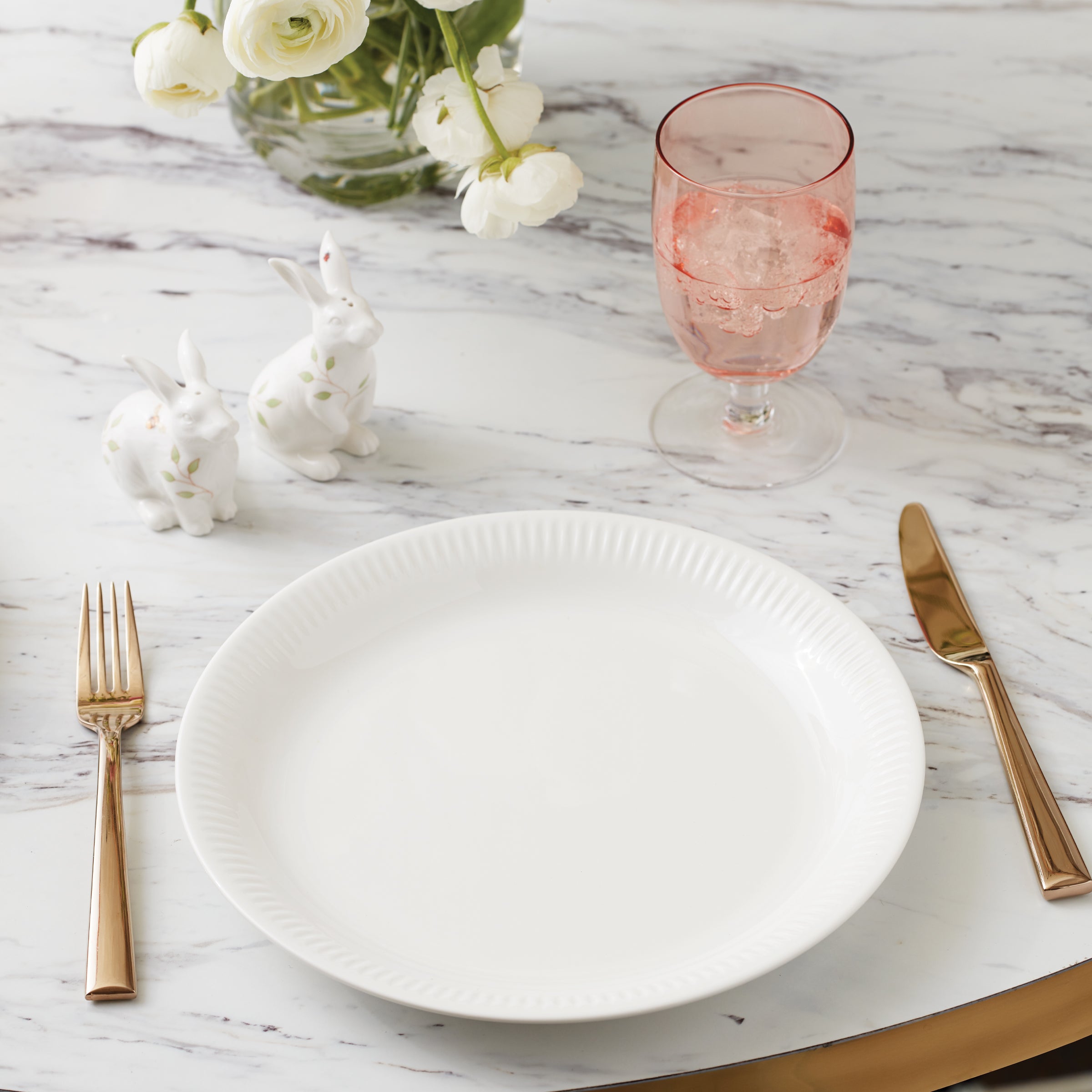 Elegant White Accent Plates Set of 4 - Premium Porcelain Dinner Plates for Fine Dining, Wedding, and Special Occasions