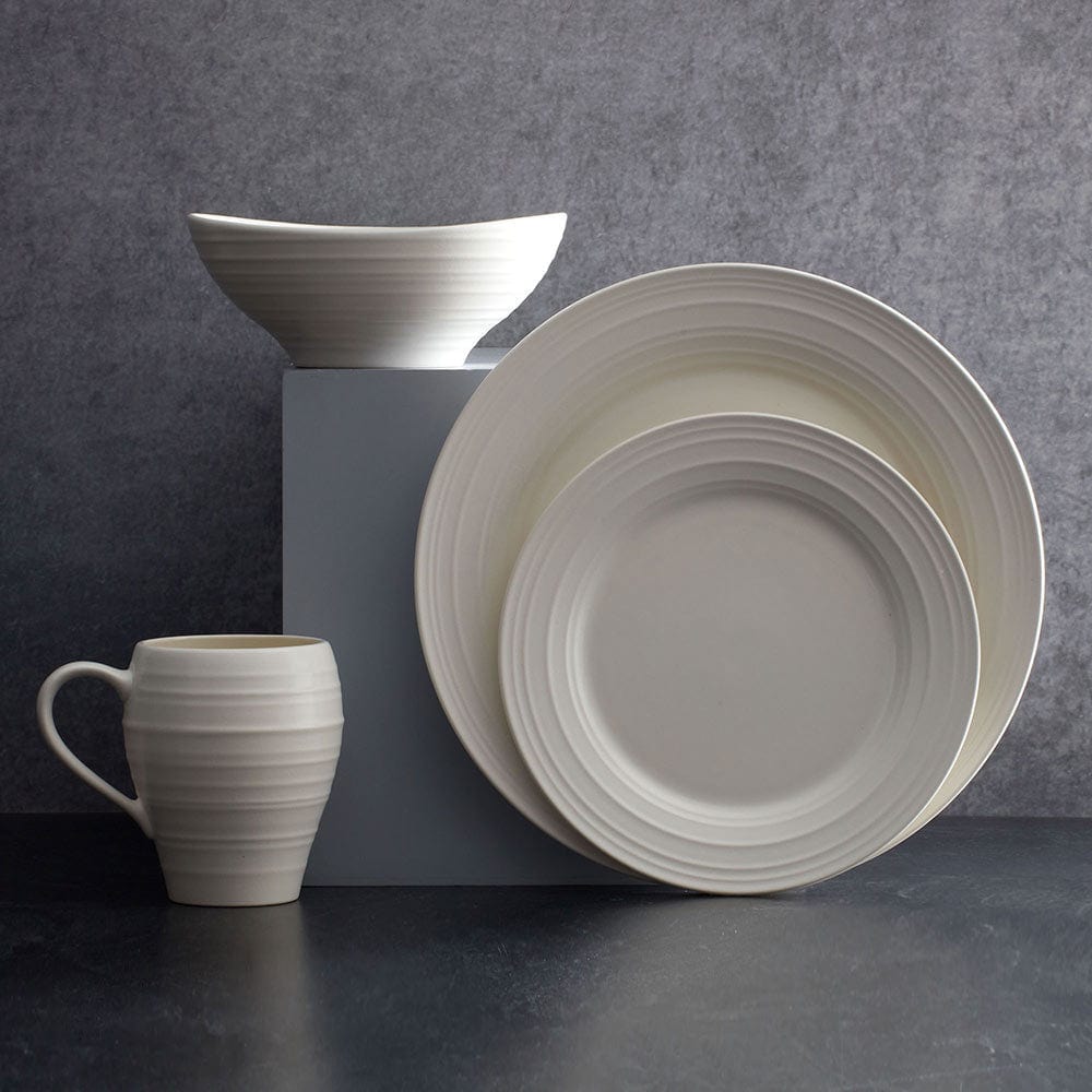 Swirl White 4-Piece Dinner Plate Set - Elegant Porcelain Plates for Formal Dining, Casual Meals & Entertaining | Dishwasher & Microwave Safe