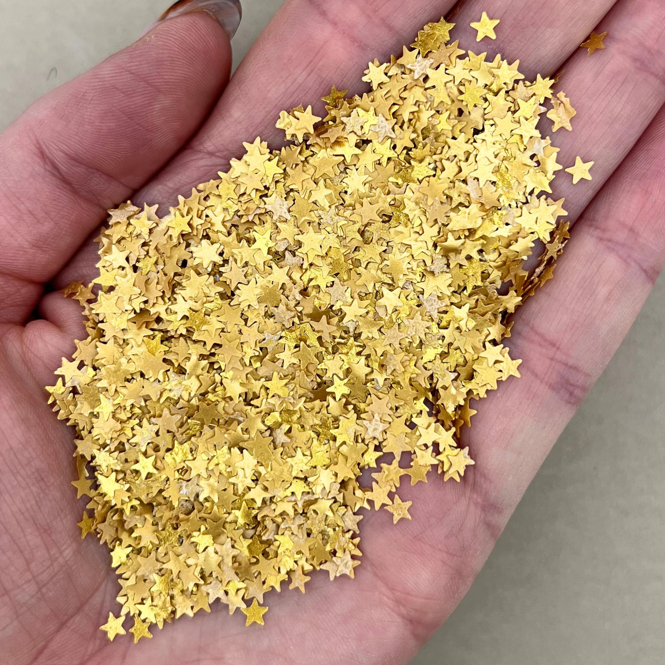 Vegan Edible Glitter Stars - Dye-Free, Gluten-Free & Non-Toxic Food Decorations | Perfect for Cakes, Cupcakes, Drinks, Desserts & DIY Baking Projects by Simply Sucré