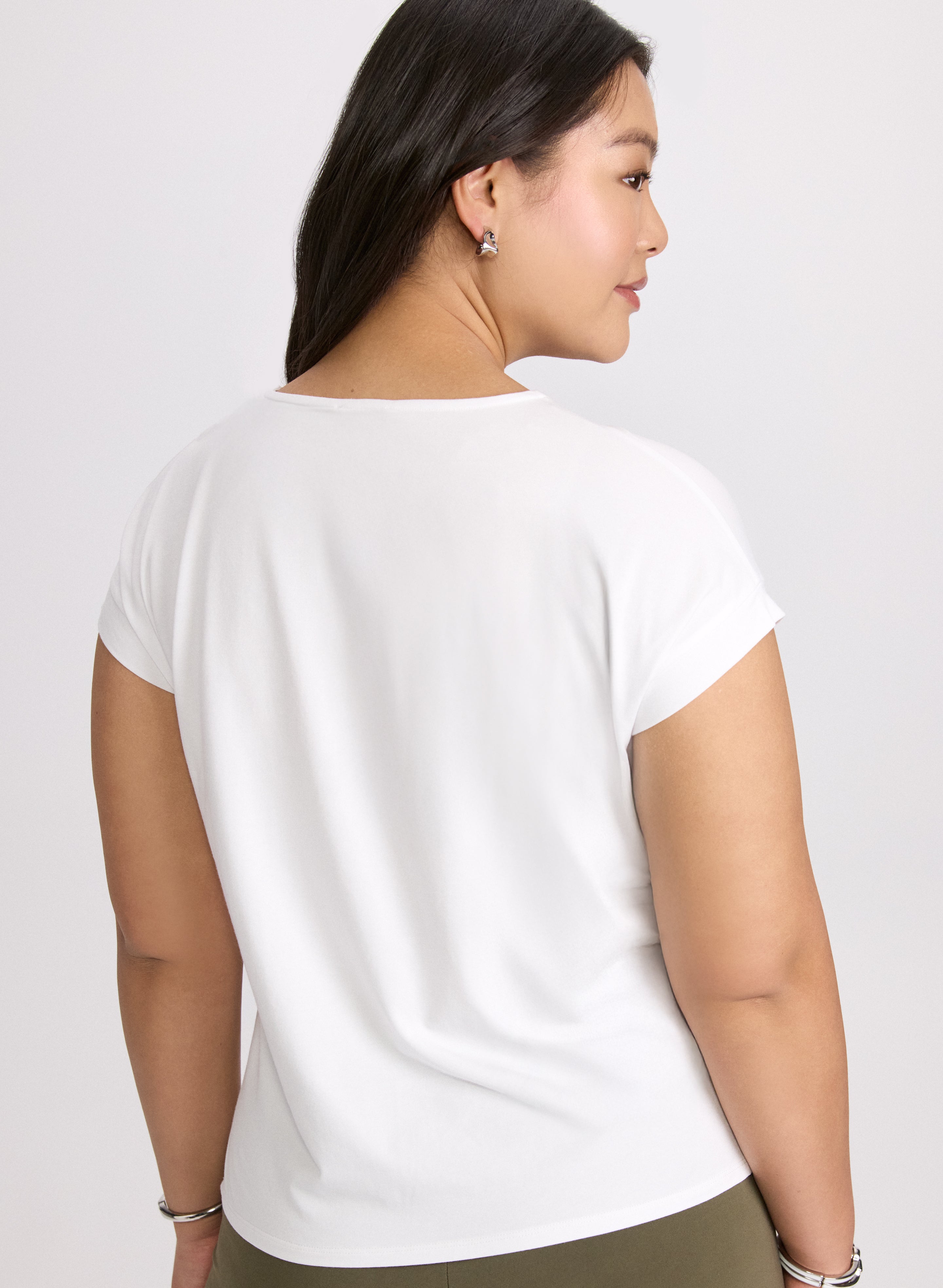 Stylish Cotton Crochet Applique T-Shirt for Women - Boho Summer Fashion Top - Perfect for Beach Outings & Casual Wear