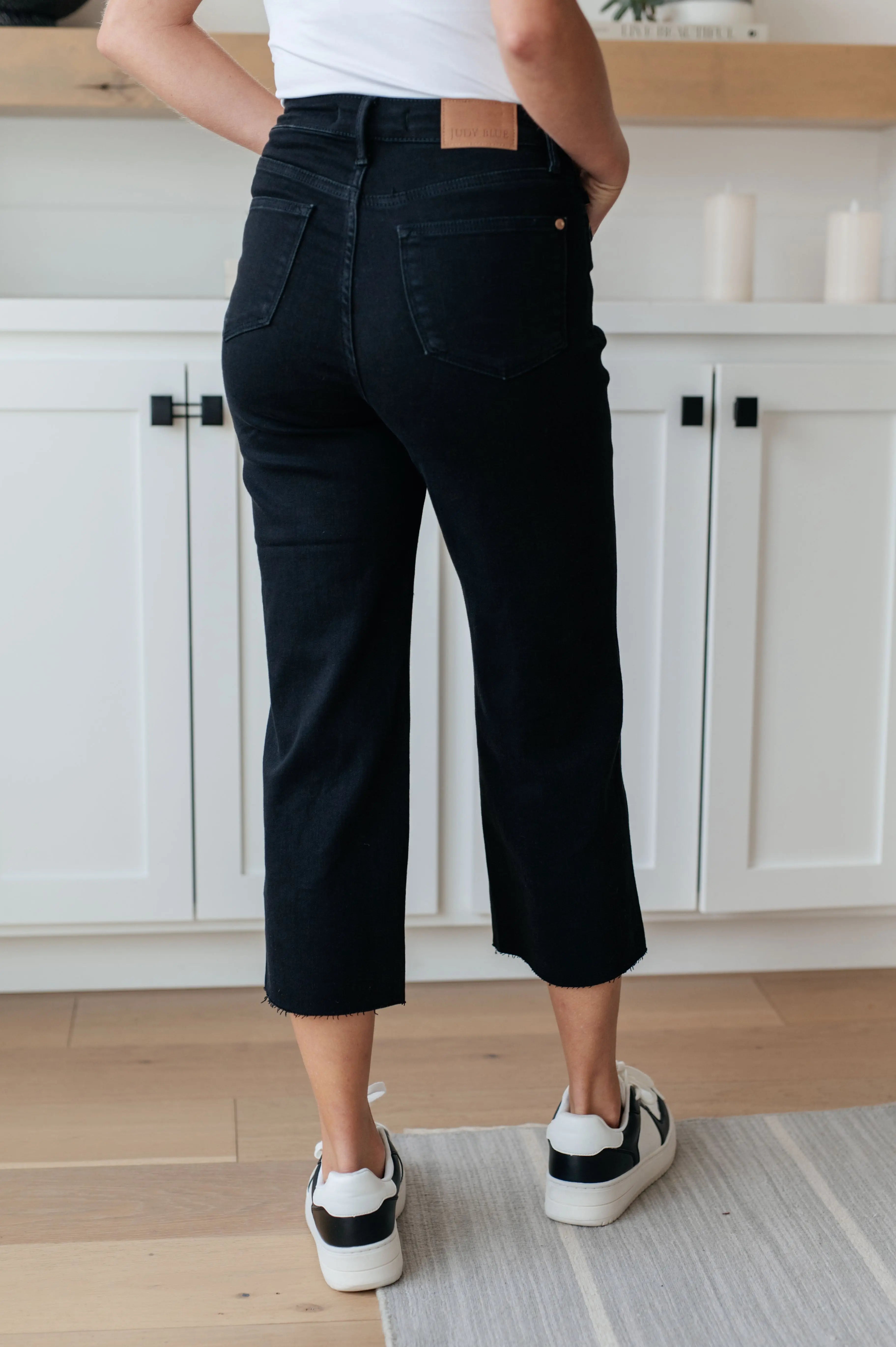 Lizzy High Rise Control Top Wide Leg Crop Jeans for Women - Black Denim Pants for Casual Wear & Street Style Outfits