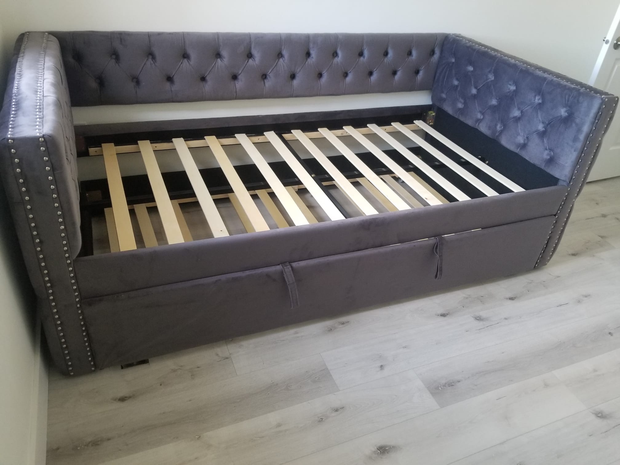 Grey Velvet Fabric Trundle Day Bed with Deep Tufting & Nailhead Details - Model #305 | Modern Guest Bed or Space-Saving Sleeper Sofa for Small Apartments & Dorm Rooms