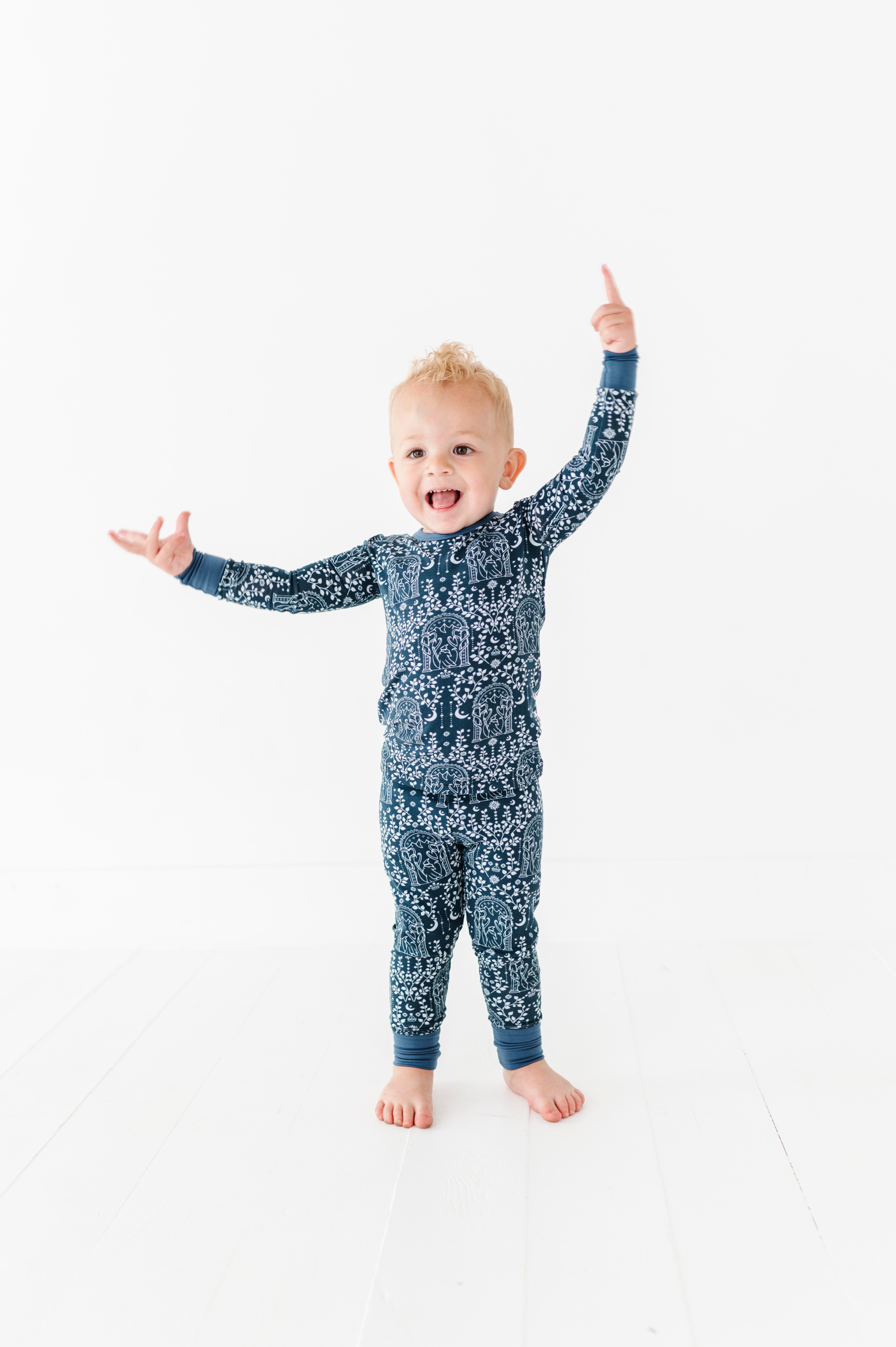 The Lord of the Rings™ Doors of Durin Two-Piece Pajama Set for Men & Women - Cozy LOTR Sleepwear for Fans, Movie Night & Gift Giving