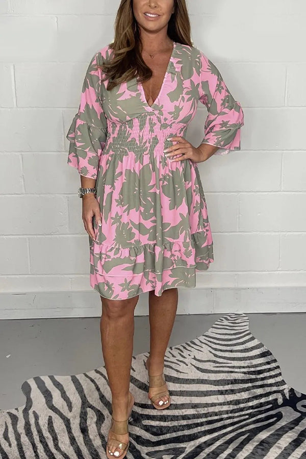 Fashionable Printed V-Neck Half Sleeve Pleated Mini Dress for Women - Perfect for Summer Parties, Dates & Casual Outings