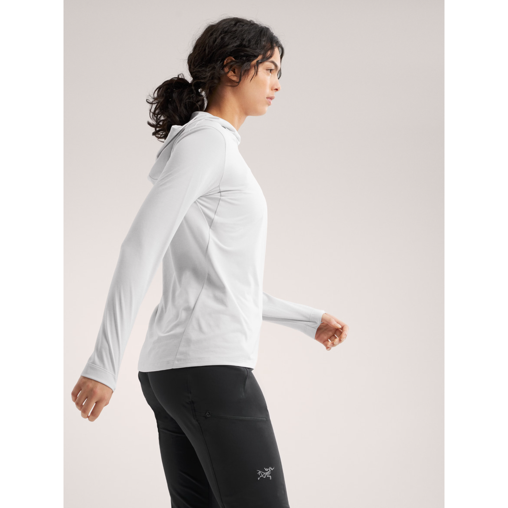 Arc'teryx Women's Taema Hoody - Lightweight Waterproof Jacket for Hiking & Outdoor Activities | Windproof Raincoat for Camping & Travel