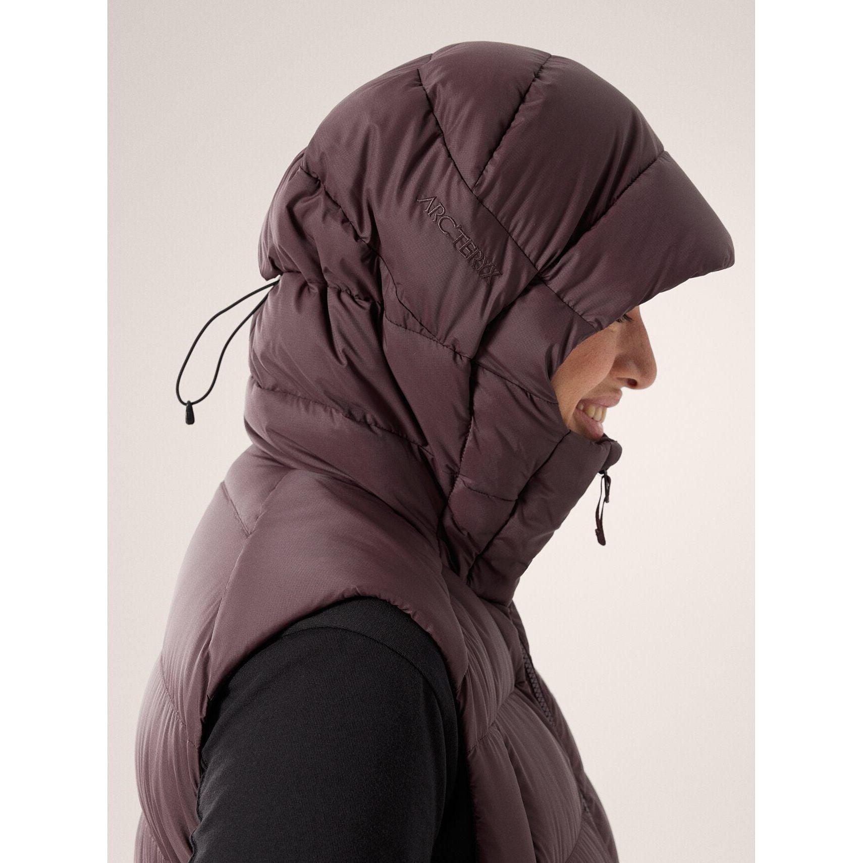 Arc'teryx Women's Thorium Down Vest - Lightweight Insulated Puffer Vest for Hiking, Camping & Outdoor Activities | Water-Resistant & Warm Winter Layering
