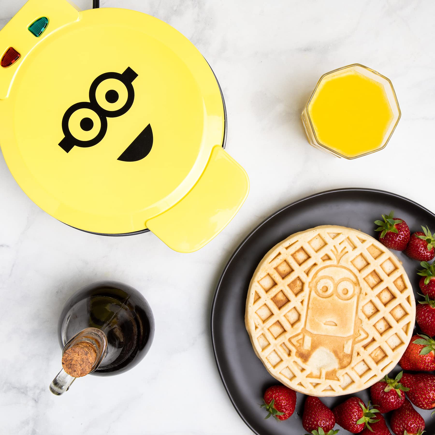 Uncanny Brands Minions Kevin Waffle Maker - Make Fun Minion-Shaped Waffles for Kids Breakfast & Party - Non-Stick Waffle Iron for Home Use