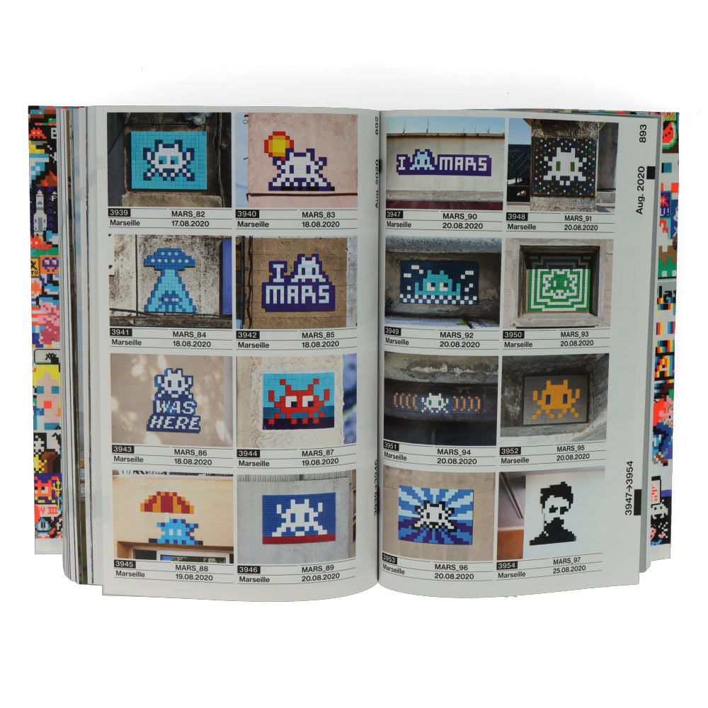 Invader 4000: Ultimate Space Invaders Game Guide - Tips, Tricks & Strategies for Arcade Gaming Enthusiasts | Perfect for Retro Gaming Nights & Collector Displays