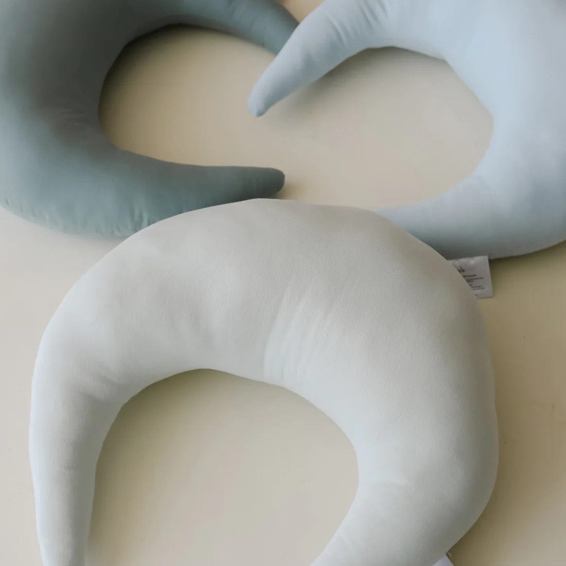 Organic Snuggle Me Nursing Pillow for Breastfeeding Support - Comfortable & Ergonomic Baby Feeding Pillow for Newborns & Infants - Perfect for Nursing, Bottle Feeding & Cuddling at Home or On-the-Go