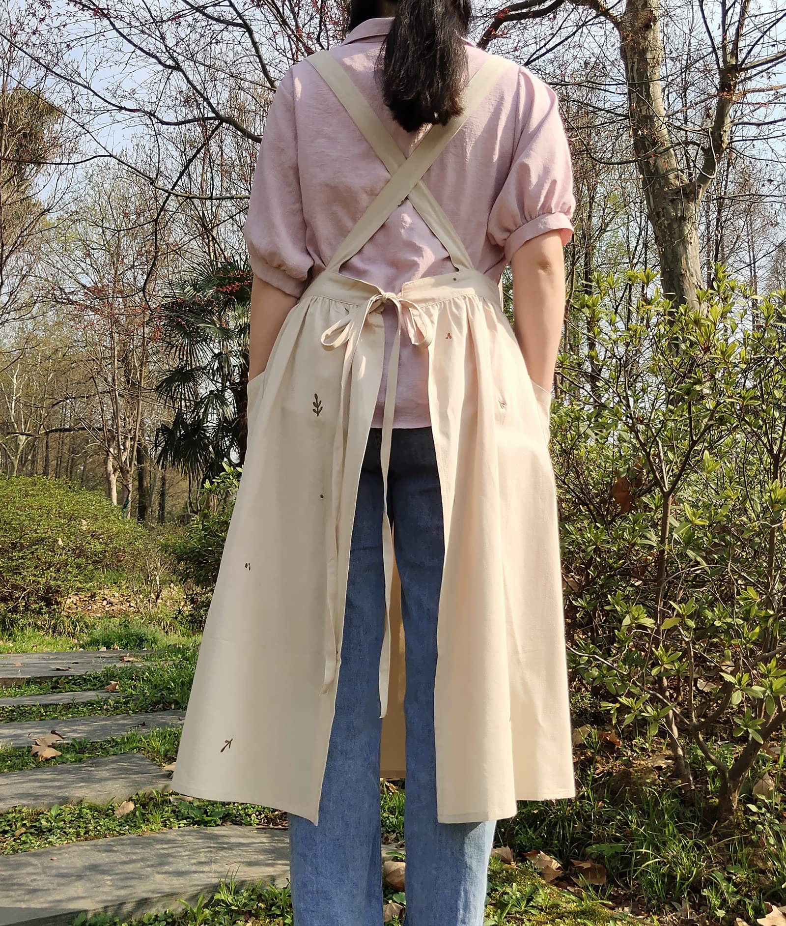 Vintage Cotton Pleated Apron - Waterproof Kitchen & Garden Apron Dress for Cooking, Cleaning, Baking, and Outdoor Activities