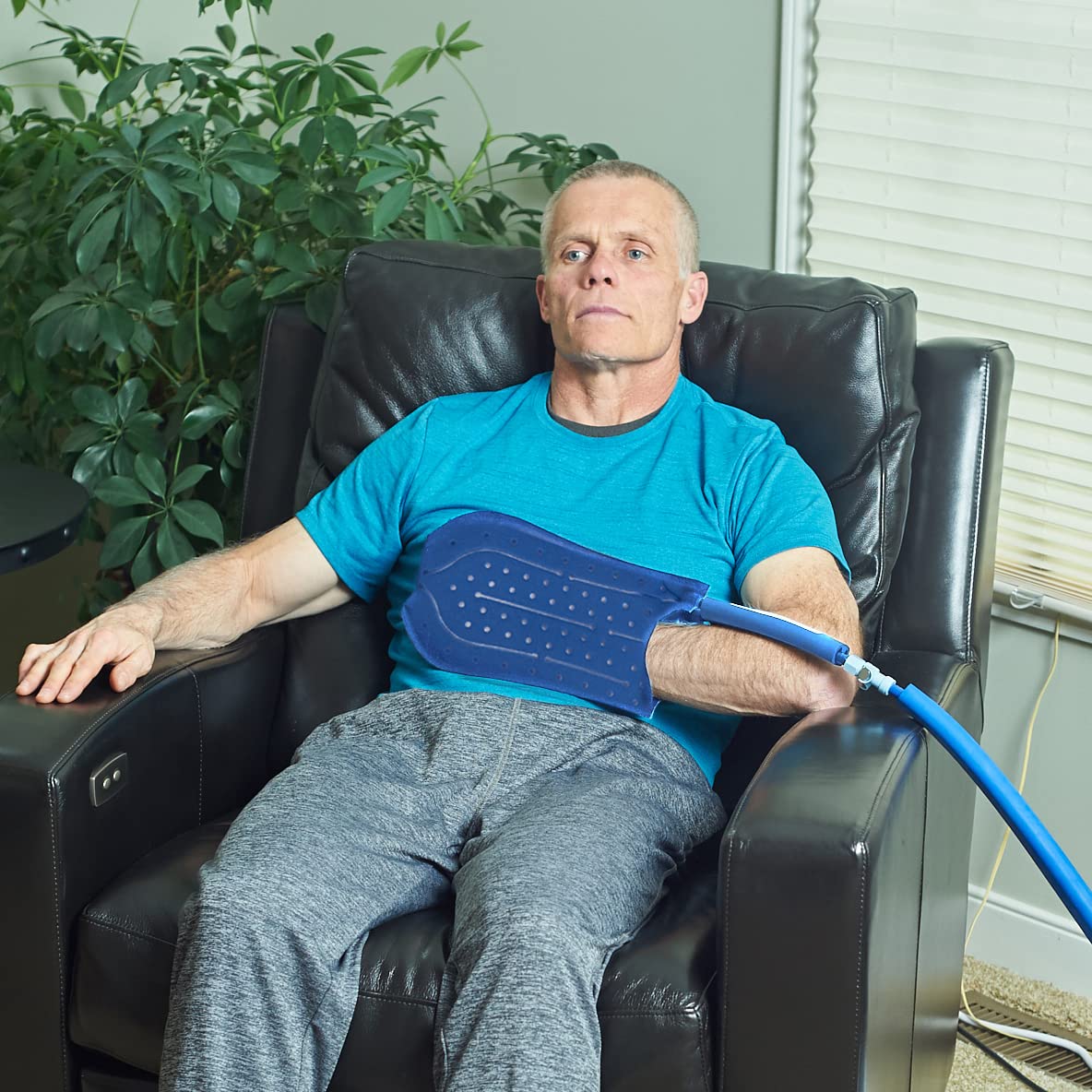 Polar Active Ice 3.0 Cold Therapy System with Programmable Timer - Hand & Wrist Compression Pad, 16 Quart Cooler & Quiet Pump - Cryotherapy Pain Relief for Injuries, Surgery Recovery & Sports Therapy