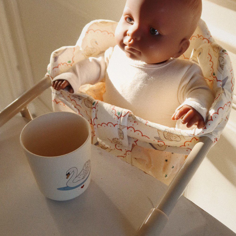 KONGES SLØJD Doll Table and Chair Set - Swan Design for Kids Playroom, Tea Party, and Pretend Play