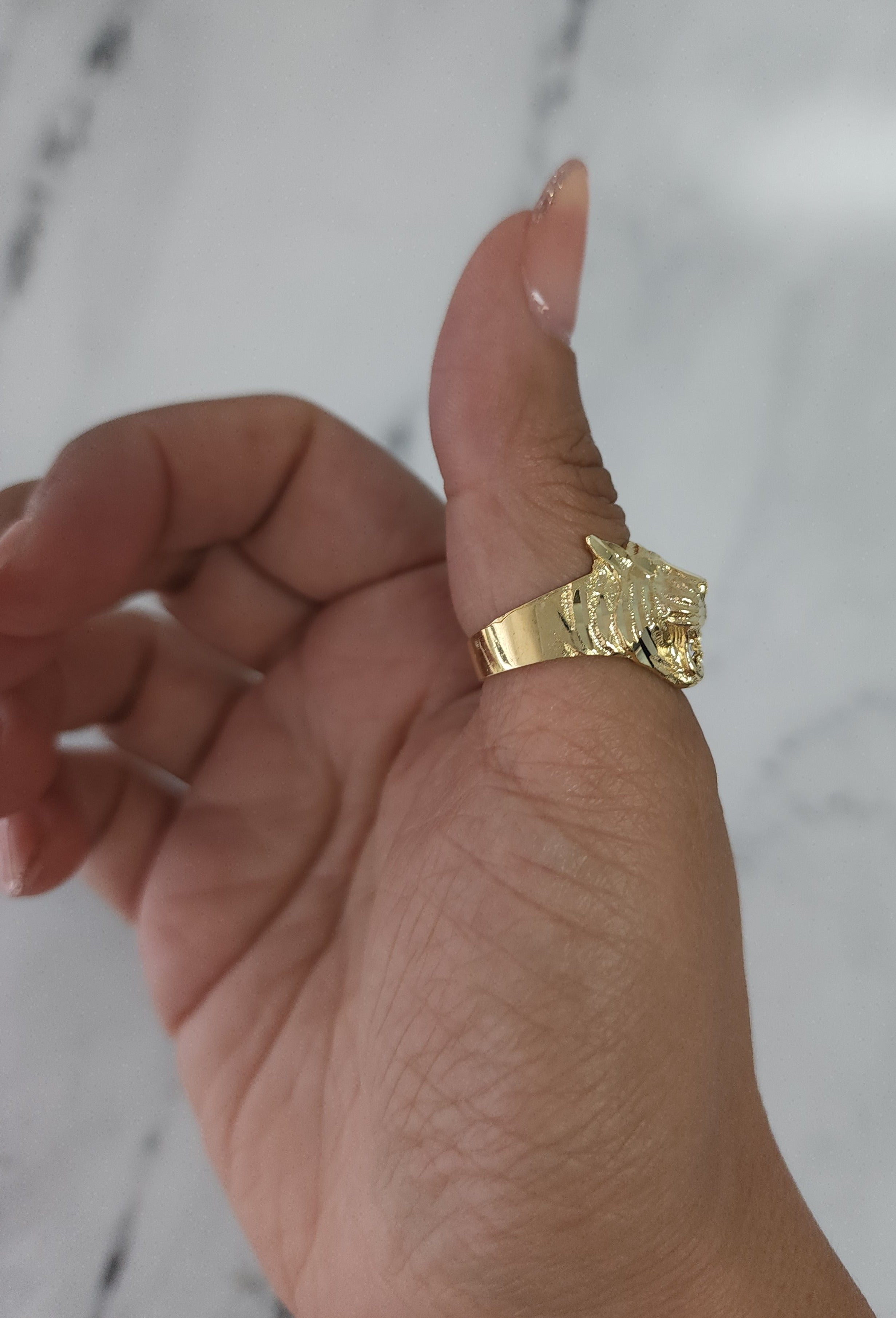 14k Yellow Gold Lion Ring with Diamond Cuts - Elegant Statement Jewelry for Men & Women, Perfect for Gifts, Weddings, and Special Occasions