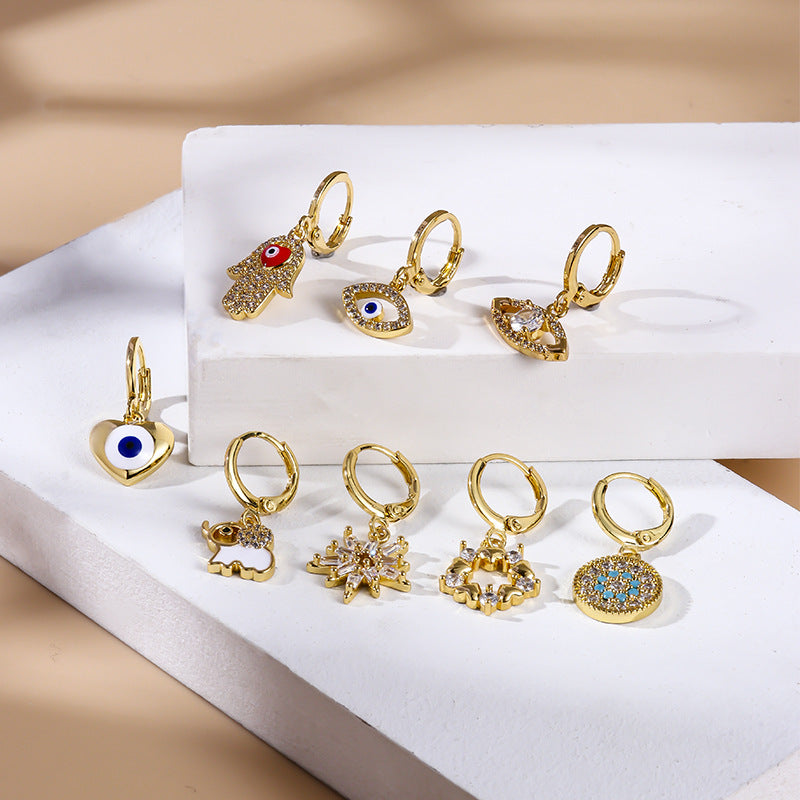 18K Gold Cartilage Huggie Hoop Earrings with Evil Eye & Heart Charm - Bohemian Style Dainty Earrings for Women | Perfect for Everyday Wear, Parties & Gifts