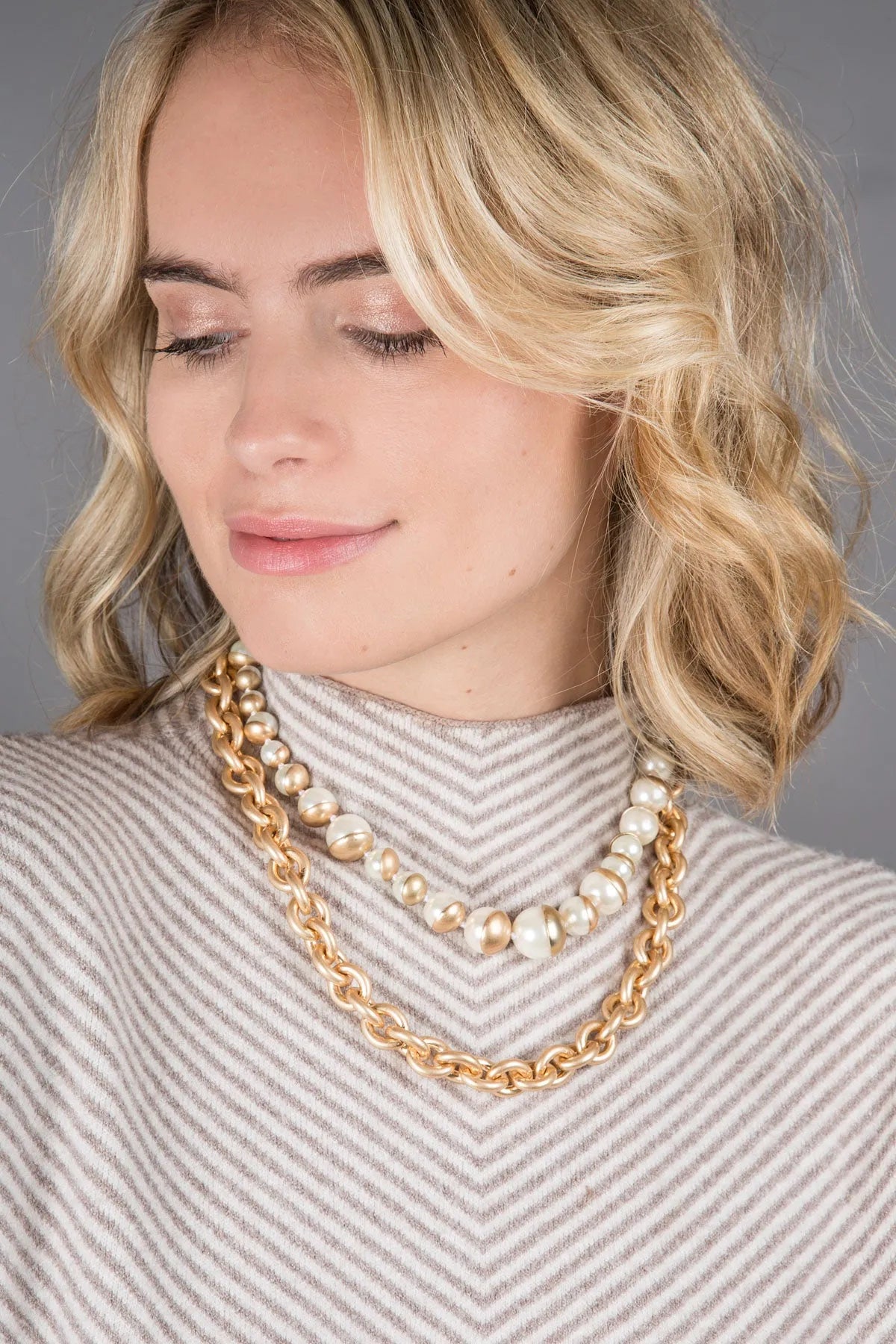 Elegant Pearl Gold Chain Necklace for Women - Versatile Layering Jewelry for Daily Wear, Parties & Special Occasions