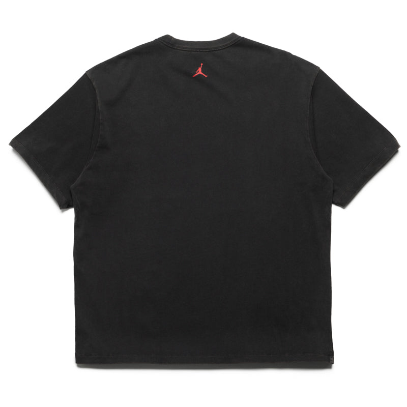 Jordan Flight Essentials Oversized Graphic Tee - Black & Varsity Red - Streetwear, Casual Wear & Basketball Fan Apparel