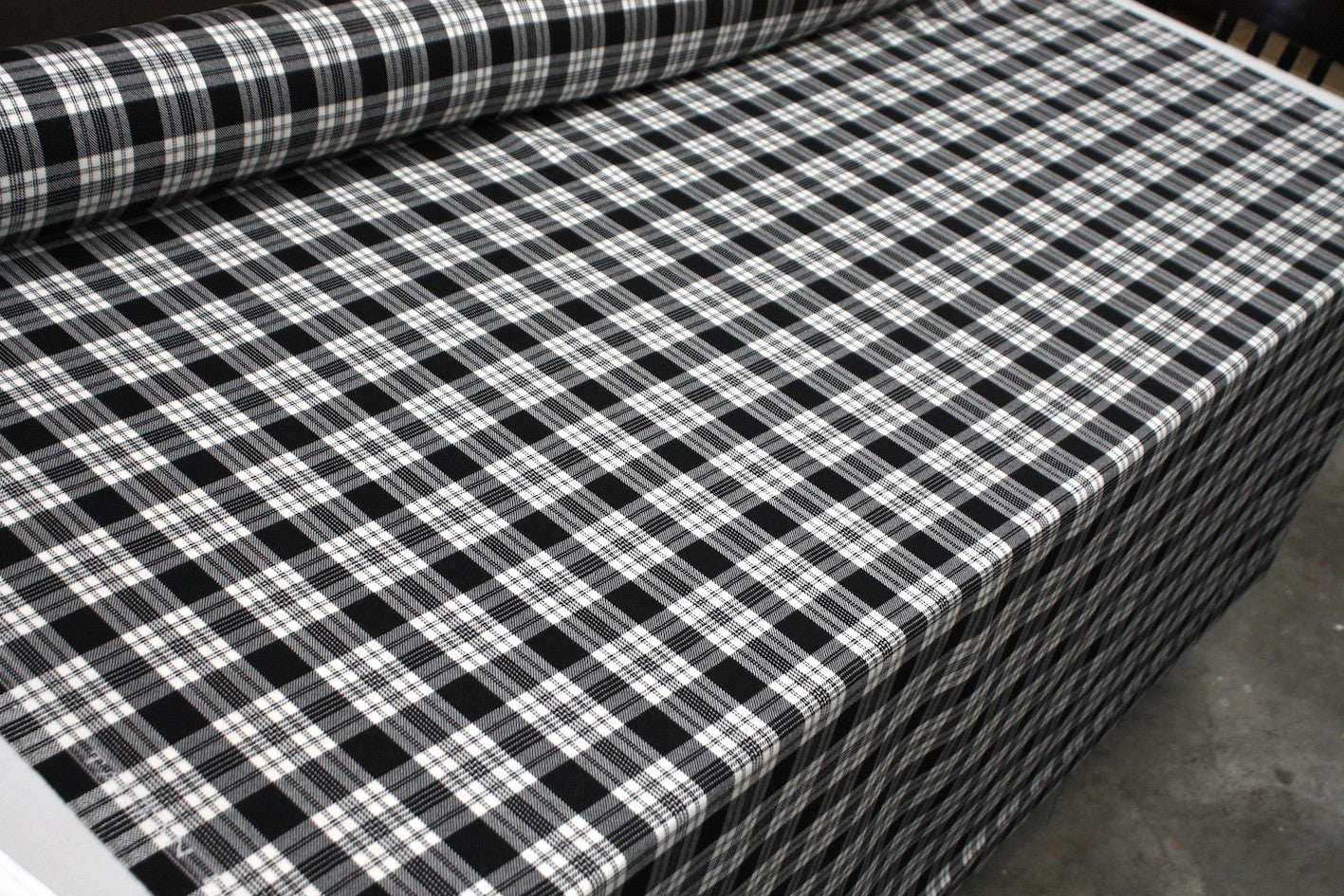 Bellini Tartan Plaid Scarf - Soft Wool Blend Wrap for Women & Men - Perfect for Fall, Winter & Holiday Outfits