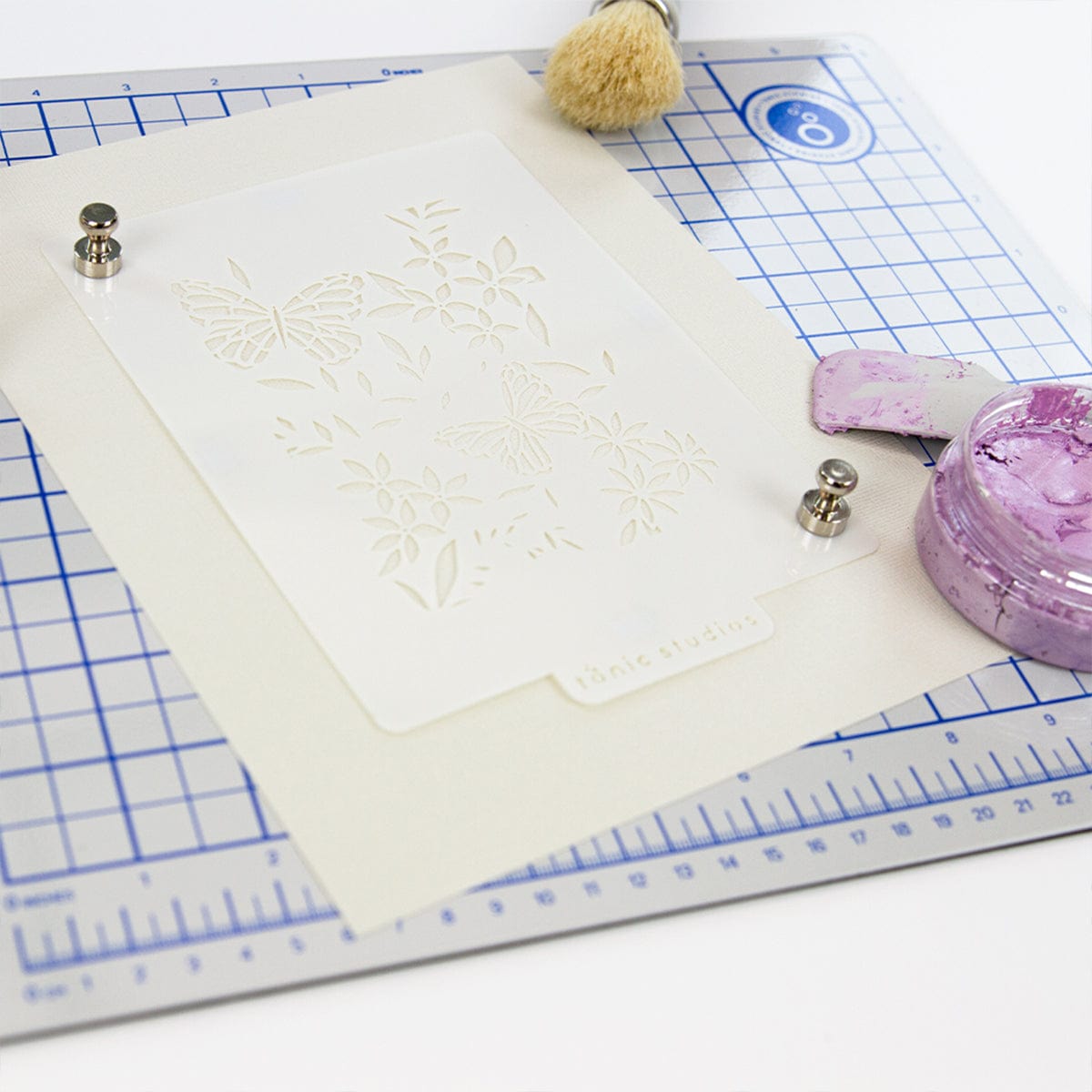 Tonic Studios 3726E Magnetic Crafter's Platform - Perfect for Scrapbooking, Card Making & DIY Craft Projects