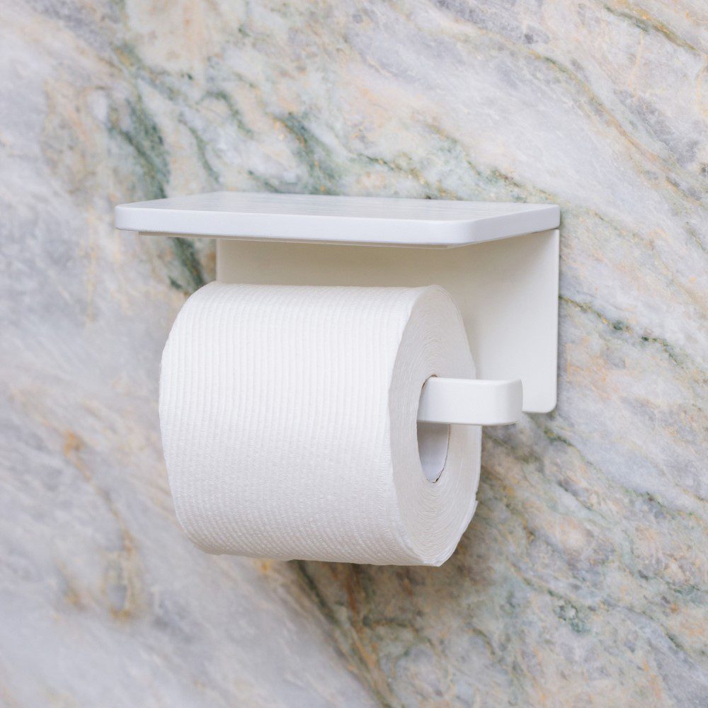 DESIGNSTUFF White Single Toilet Paper Holder with Shelf - Bathroom Storage Organizer for Small Spaces & Modern Decor
