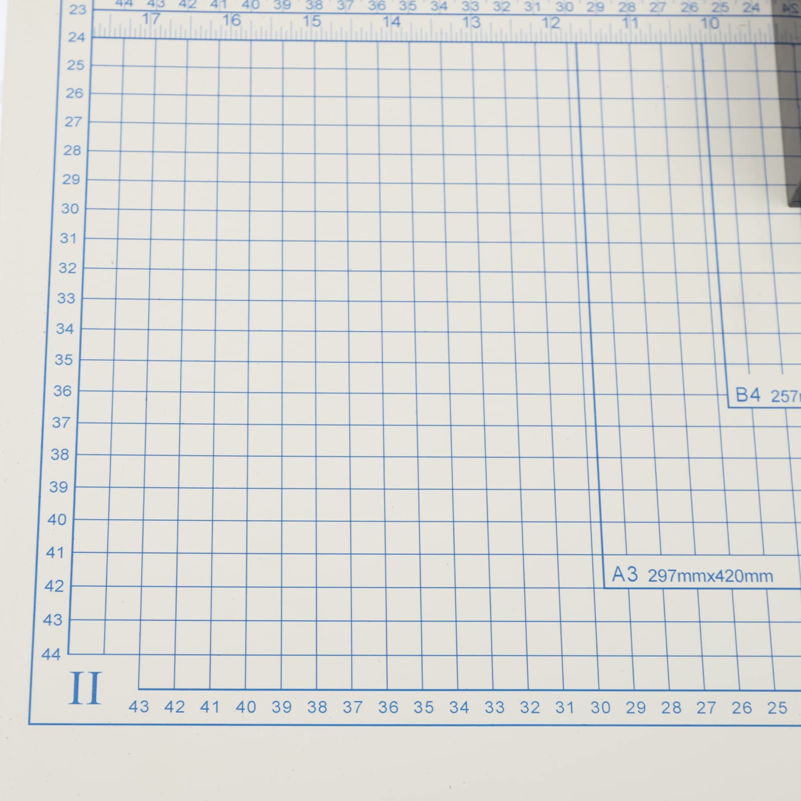 17 Inch Heavy Duty Guillotine Paper Cutter - A3 Paper Trimmer with 0.1-36mm Cutting Thickness for Cardstock, Fabric, PVC - Metal Base Office & School Paper Slicer - Perfect for Crafting, Scrapbooking & Office Document Cutting