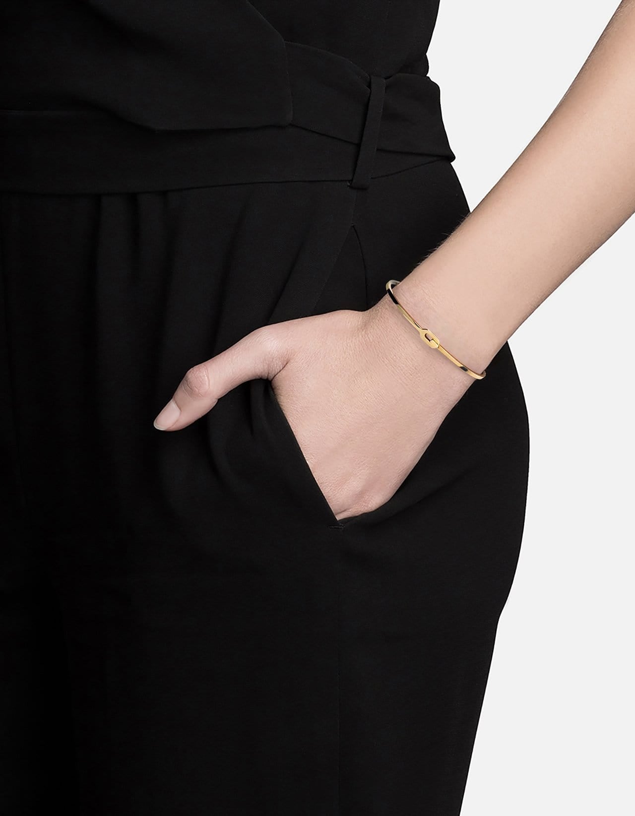 Luxury Ace Cuff Bracelet - 18K Gold Vermeil Plated Elegant Wrist Jewelry for Women - Perfect for Weddings, Parties & Special Occasions