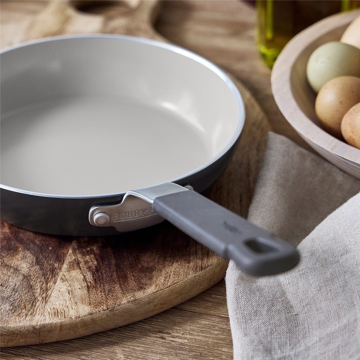 Bobby Flay by GreenPan Professional Ceramic Nonstick 8-Inch Frypan | Graphite Coating | Healthy Cooking | Perfect for Eggs, Pancakes & Sauteing