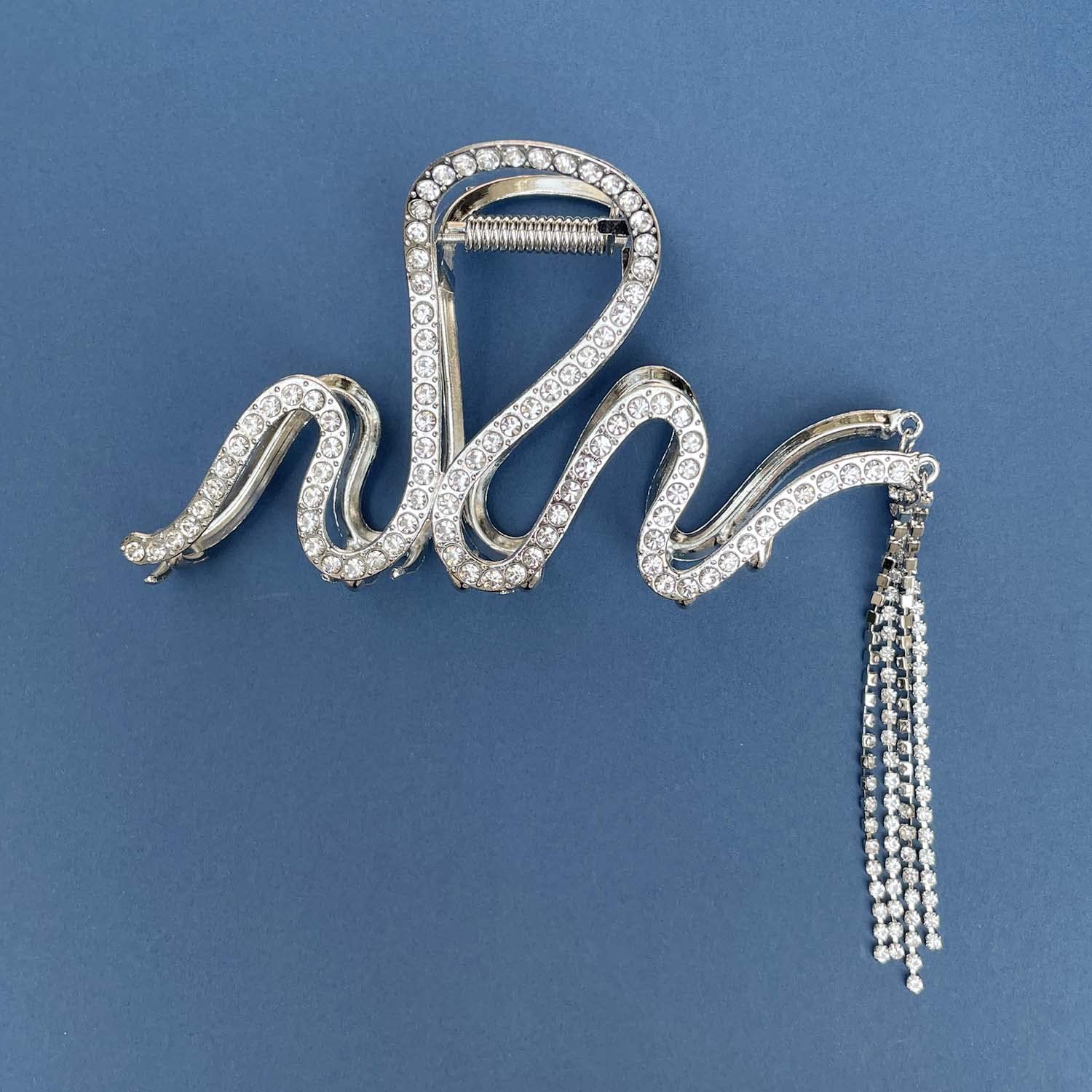 Clataly Snake-Shaped Tassel Hair Clip - Large Shark Bite Hair Claw for Women & Girls - Silver Animal Hair Accessories for Parties, Weddings & Everyday Styling