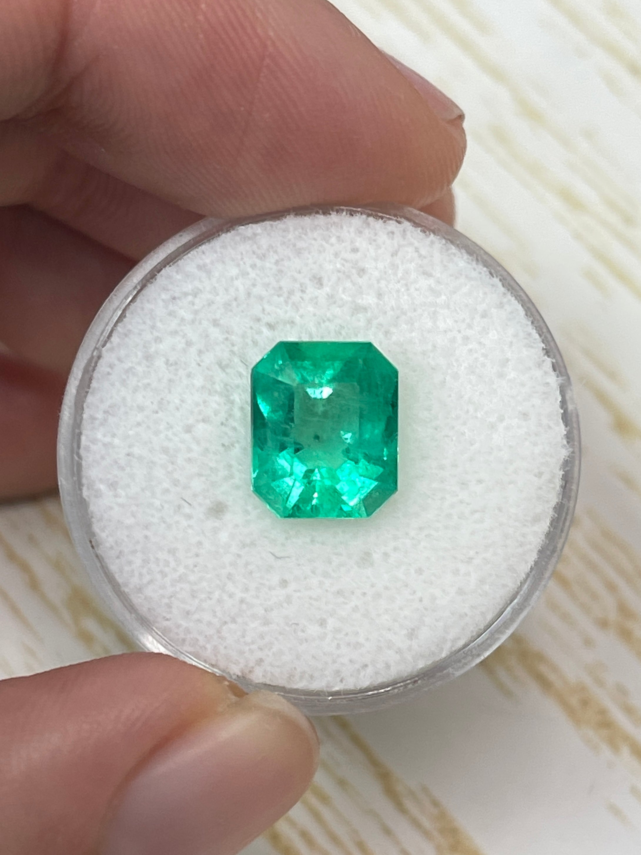 3.09 Carat 10x8mm Electric Yellowish Colombian Emerald - Emerald Cut Gemstone for Engagement Rings & Fine Jewelry | Natural Green Birthstone for May | Perfect Gift for Anniversary & Special Occasions