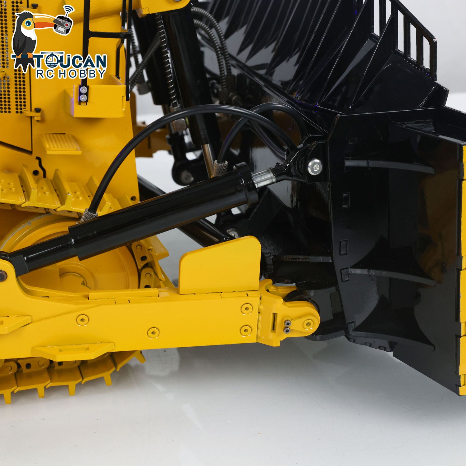 1/14 Scale D11T RC Hydraulic Bulldozer with 3 Plow - Heavy Duty Remote Control Dozer with Sound, Light & Smoke - Pre-Assembled & Painted - Perfect for Construction Enthusiasts & Collectors