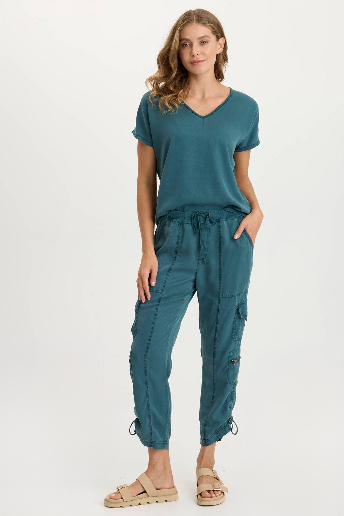 Ulysses Oversized V-Neck Top for Women - Soft Twill & Jersey Blend - Casual Loose Fit T-Shirt - Perfect for Everyday Wear, Layering & Outfits