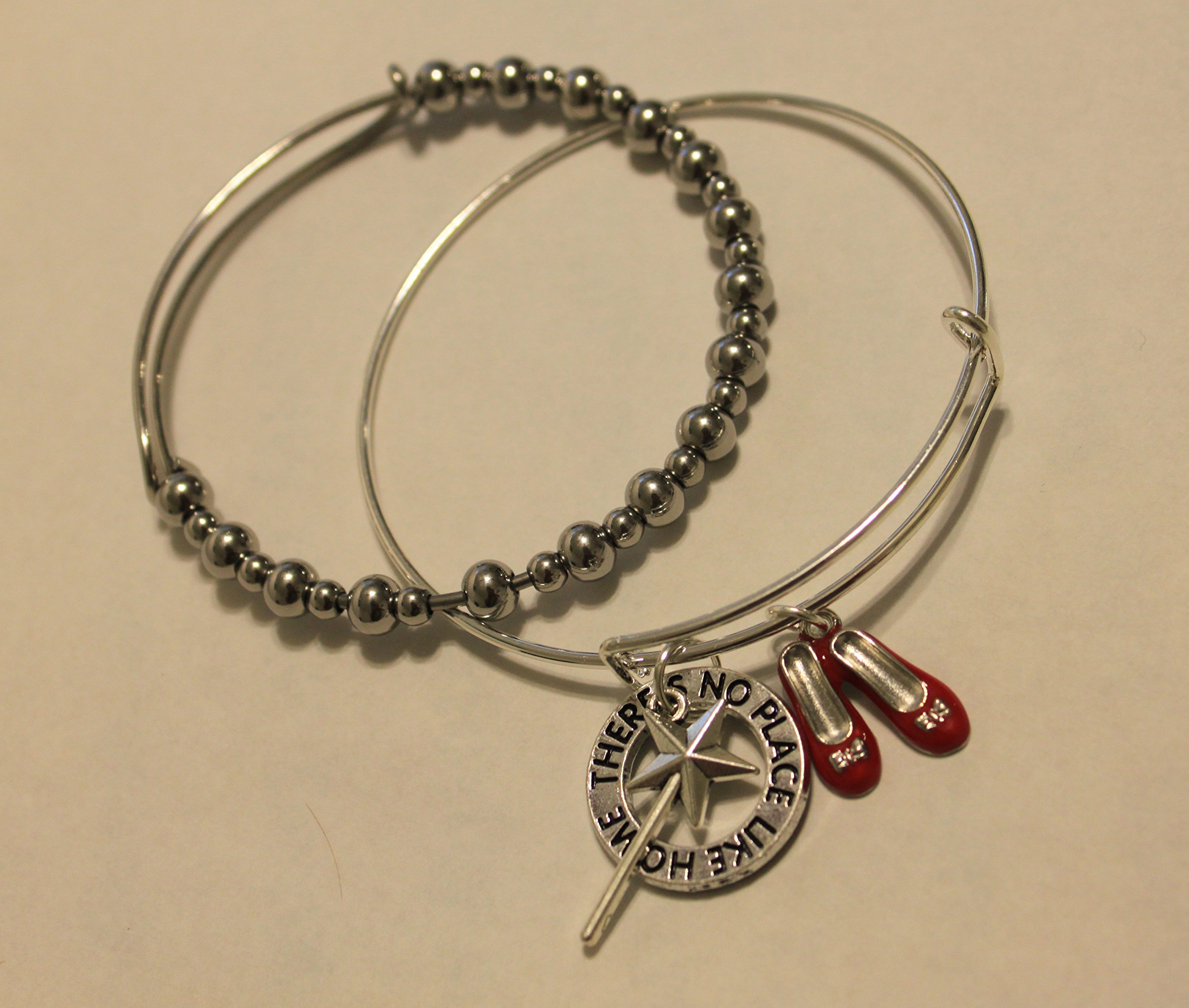 Charm Expandable Wire Bracelet for Women - Meaningful Birthday Gifts, Mother Daughter Friendship Bracelet - Adjustable Bangle for Everyday Wear & Special Occasions